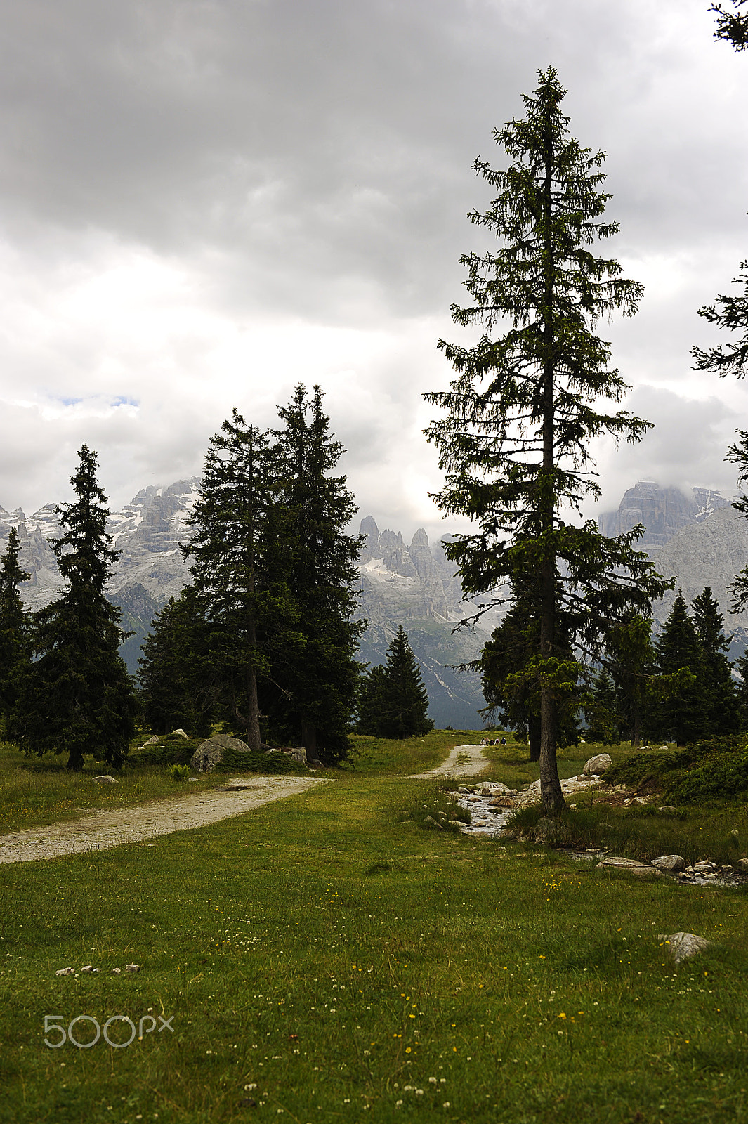 Nikon D700 + AF Zoom-Nikkor 35-70mm f/2.8D sample photo. Dolomities photography