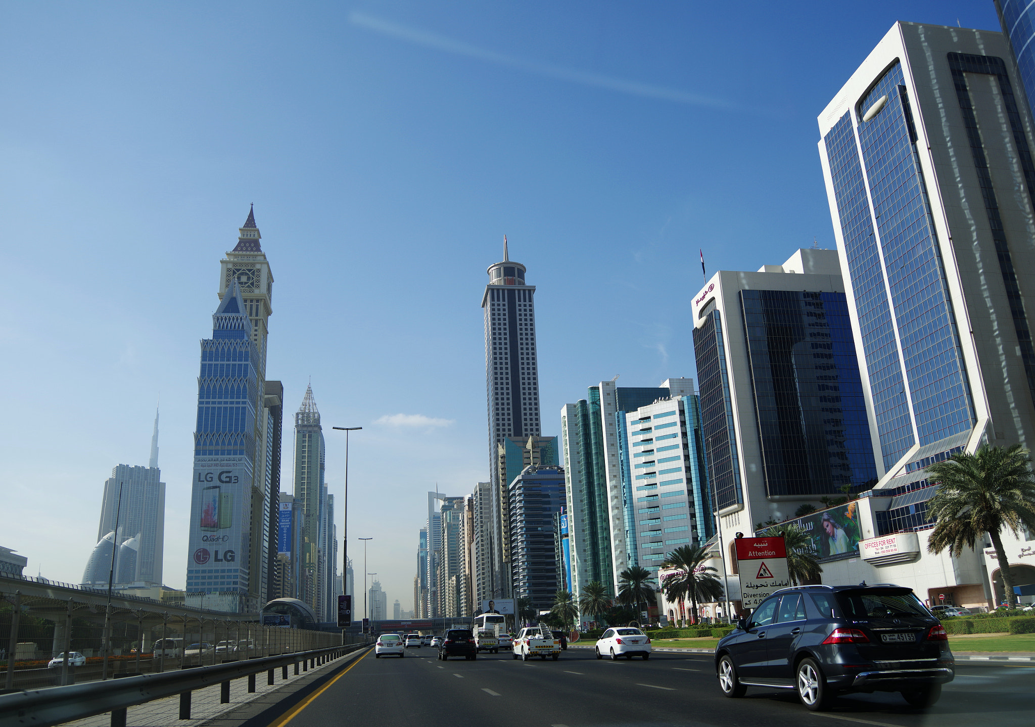 smc PENTAX-FA 645 33-55mm F4.5 AL sample photo. Streets of dubai photography