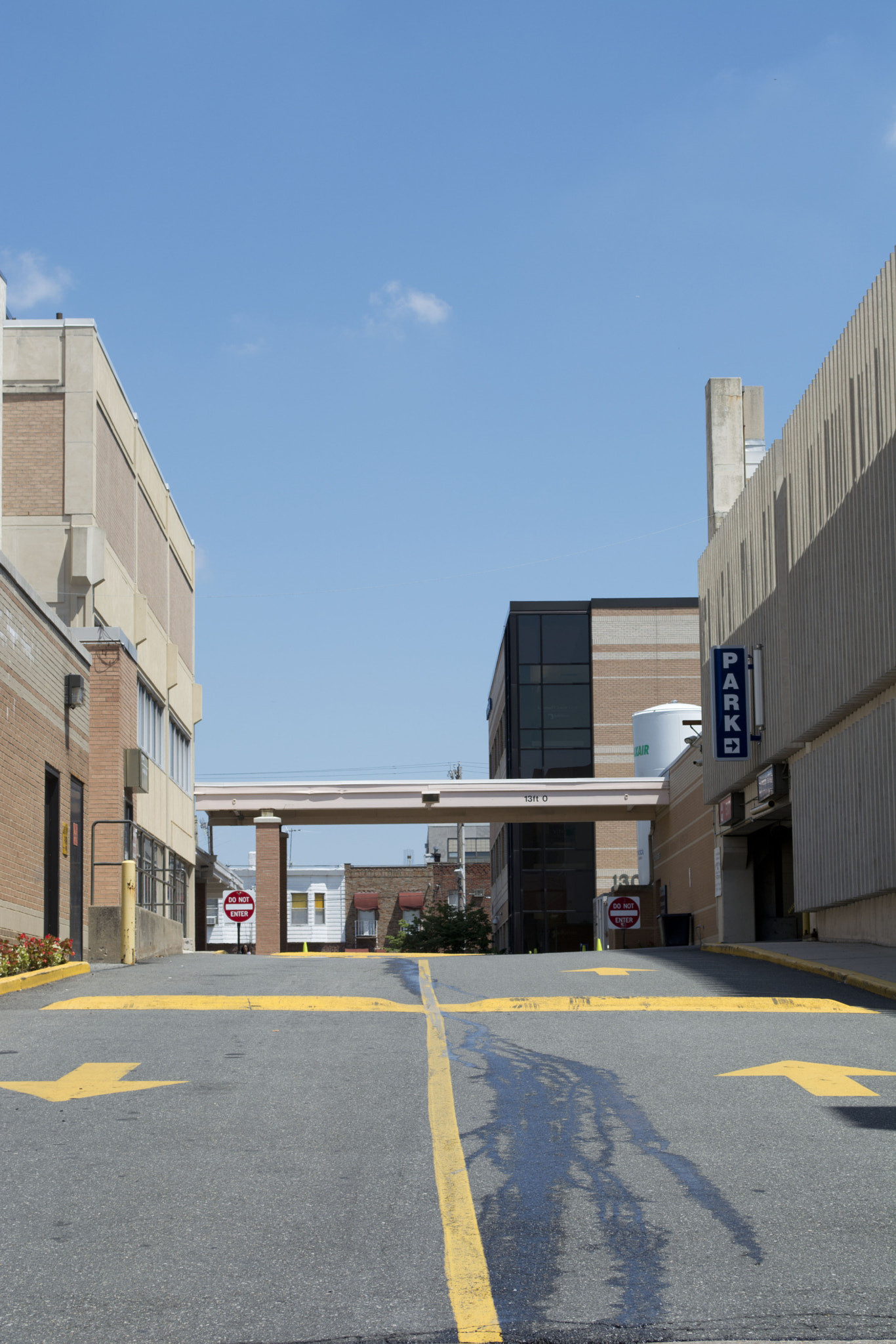 AF Zoom-Nikkor 35-135mm f/3.5-4.5 N sample photo. Methodist hospital photography