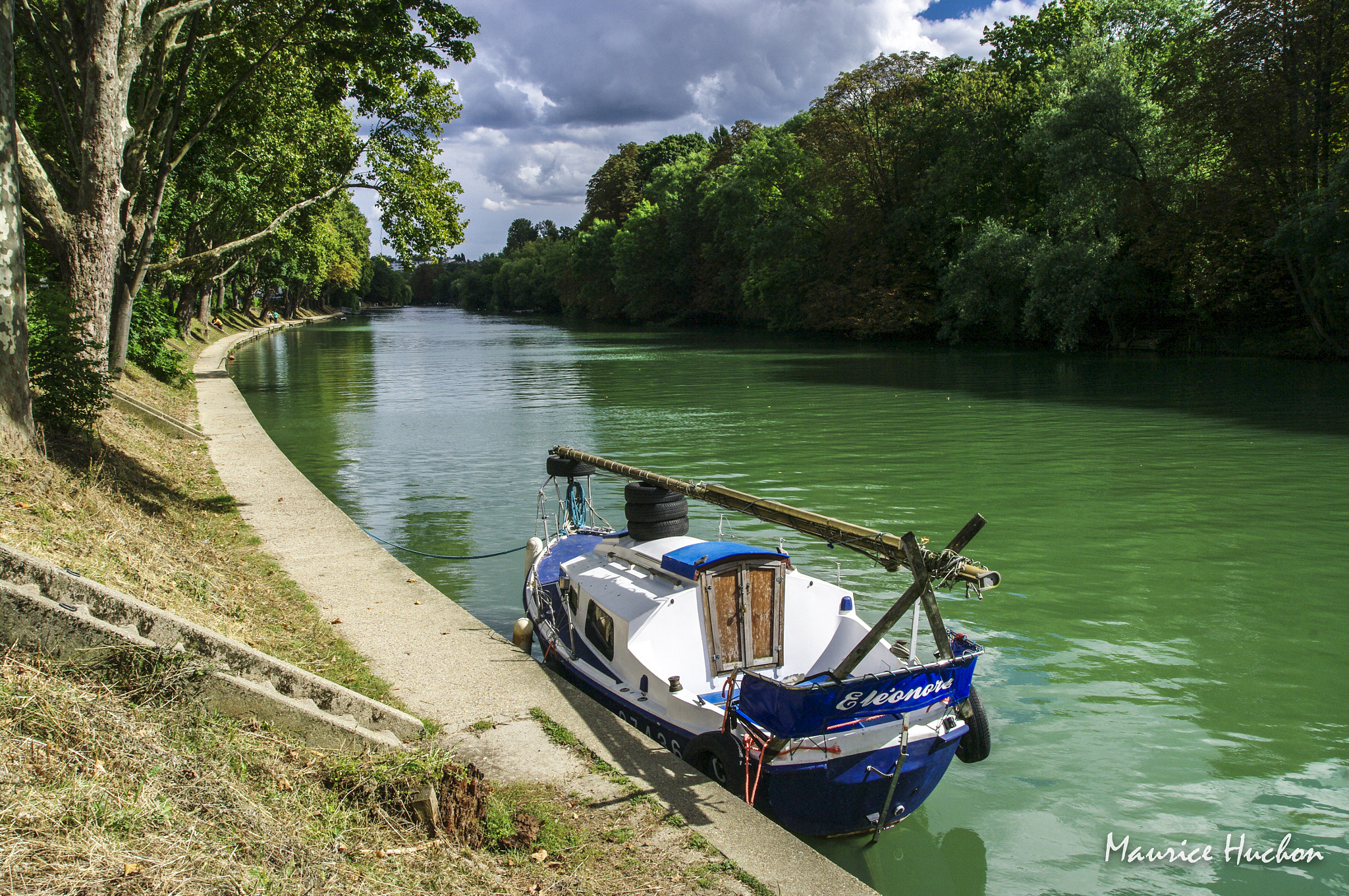 Pentax K20D sample photo. Bord de marne photography