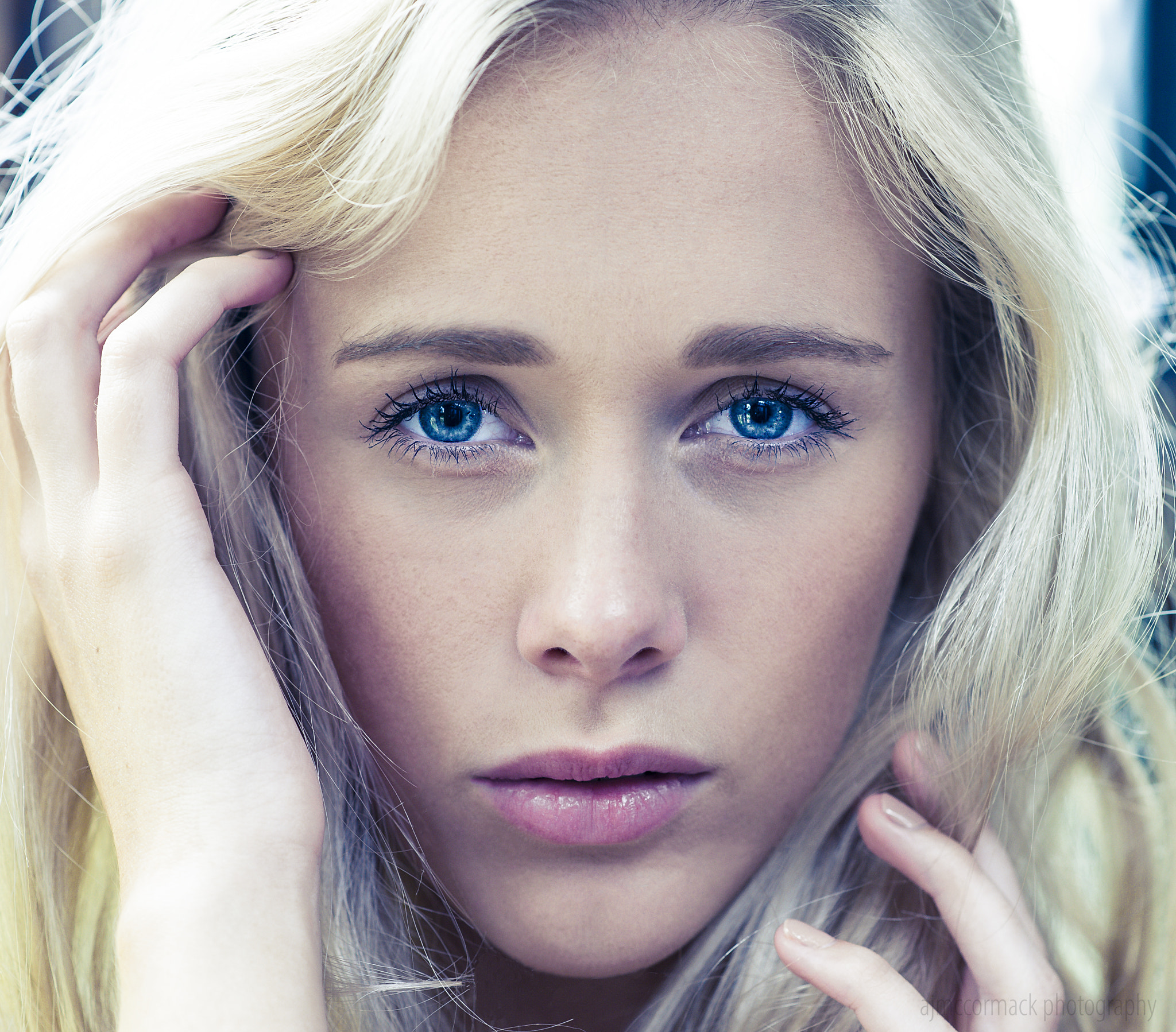 Nikon D4S + Nikon AF-S Nikkor 85mm F1.8G sample photo. Esmejayne headshot photography