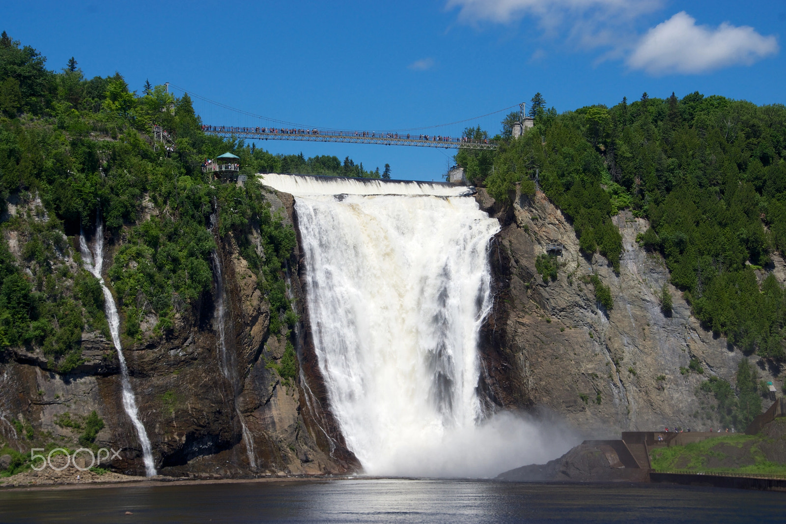 Tamron 18-270mm F3.5-6.3 Di II PZD sample photo. Chutes de montmorency photography