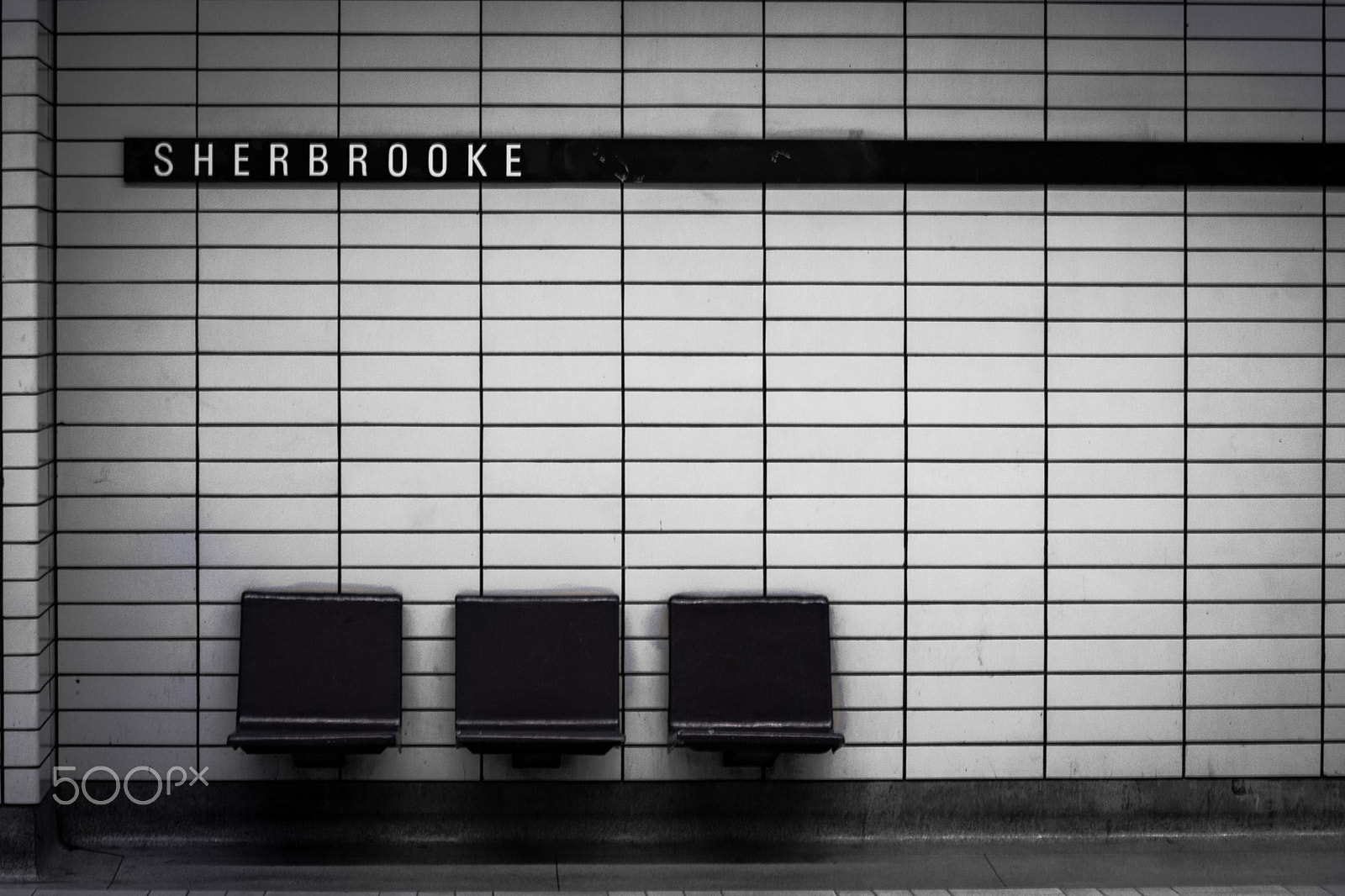 AF Zoom-Nikkor 75-240mm f/4.5-5.6D sample photo. Blurred lines photography
