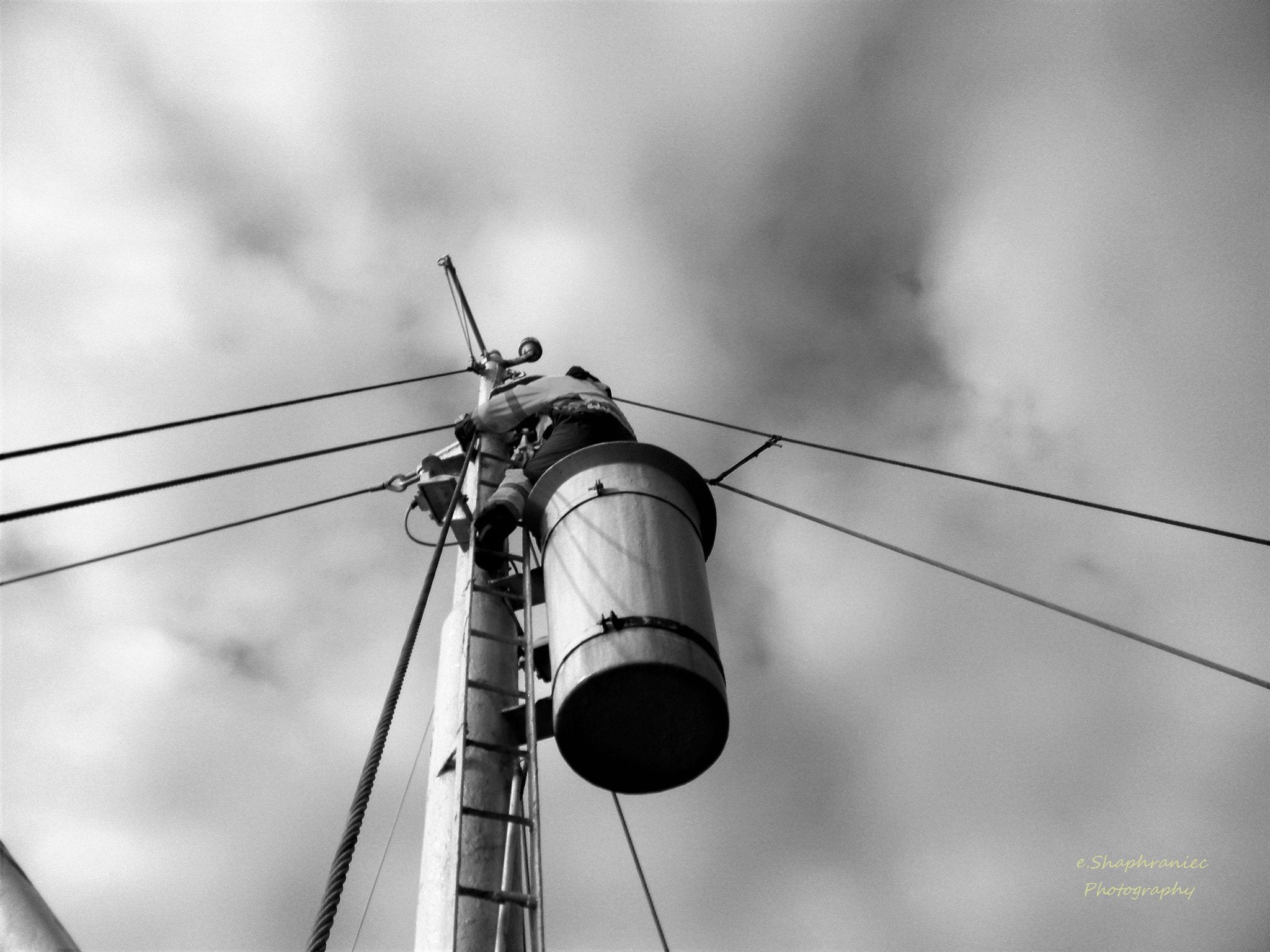 Olympus u7030,S7030 sample photo. Jack sparrow has a cool life photography