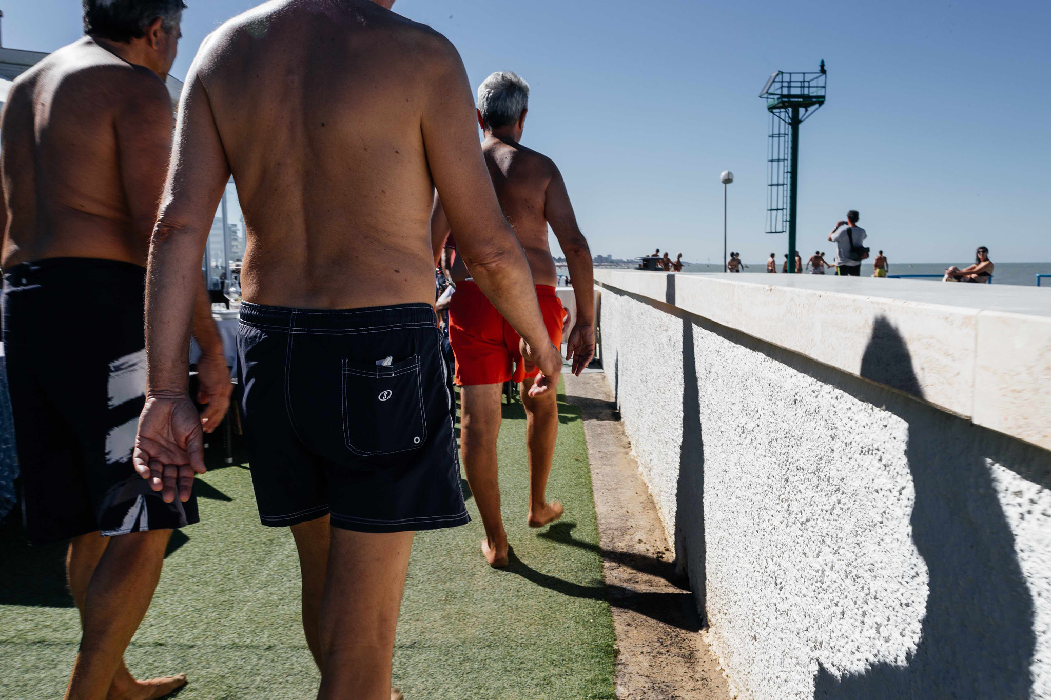 Canon EF 28mm F1.8 USM sample photo. People ii, riccione, 2016 photography