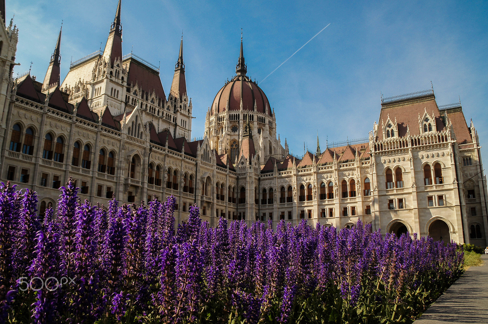 Sony Alpha DSLR-A580 sample photo. Hungarian parliament building photography