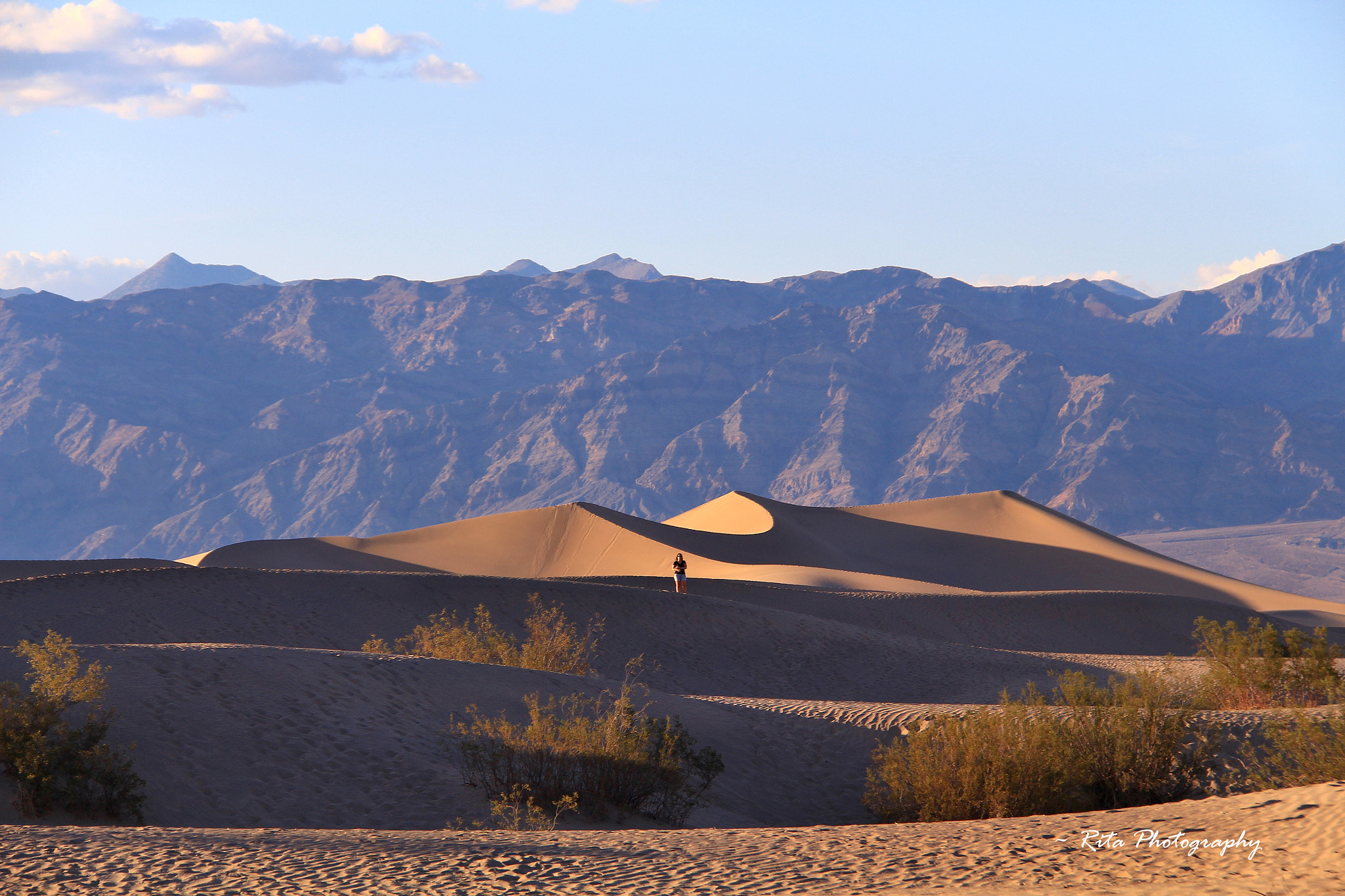 Canon EOS 700D (EOS Rebel T5i / EOS Kiss X7i) + Canon EF 22-55mm f/4-5.6 USM sample photo. Time at death valley, ca photography