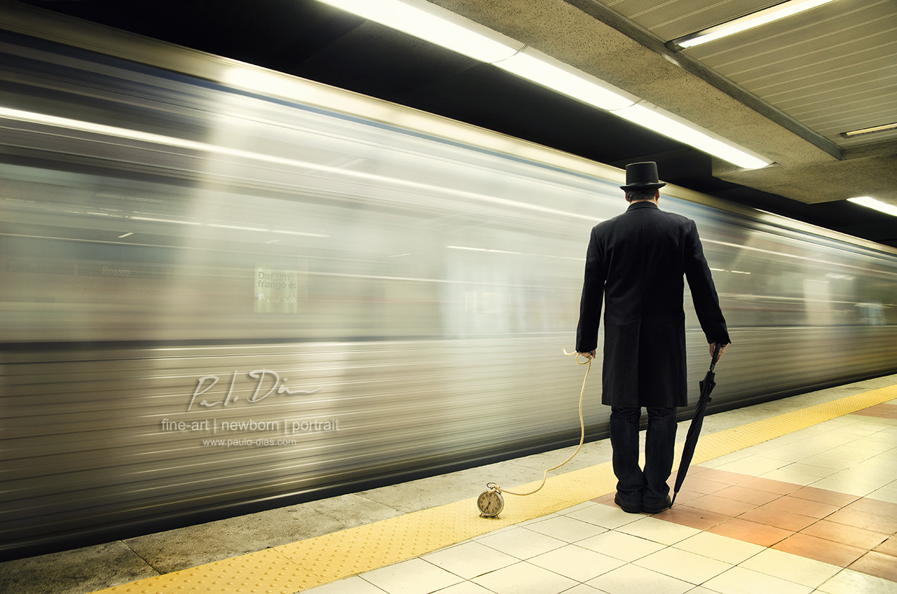 Sigma 17-70mm F2.8-4.5 DC Macro Asp. IF sample photo. The time traveller re-edition (self-portrait) photography