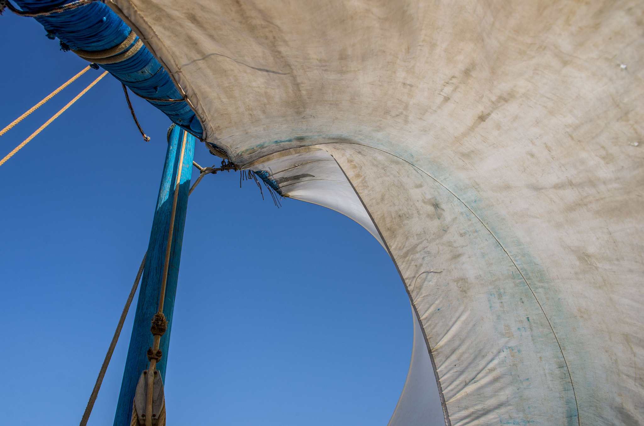 Pentax smc DA 21mm F3.2 AL Limited sample photo. La voile de la felouque se gonfle........ photography
