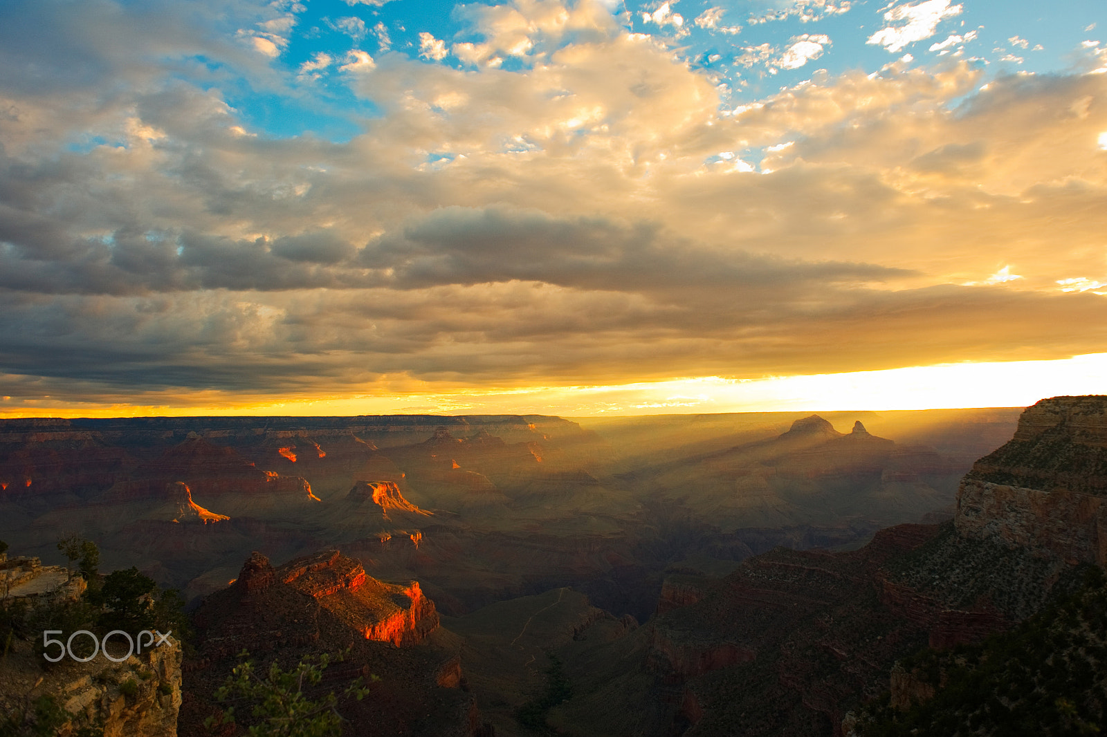 Nikon D700 + Nikon AF Nikkor 20mm F2.8D sample photo. Gc south rim photography
