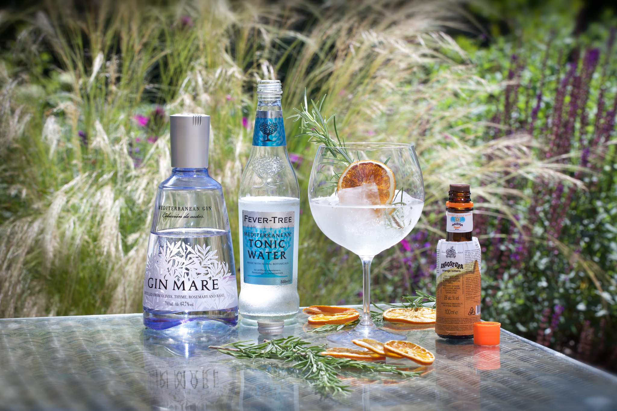 Canon EOS 5DS + Canon EF 100mm F2.8L Macro IS USM sample photo. Mediterranean gin & tonic photography