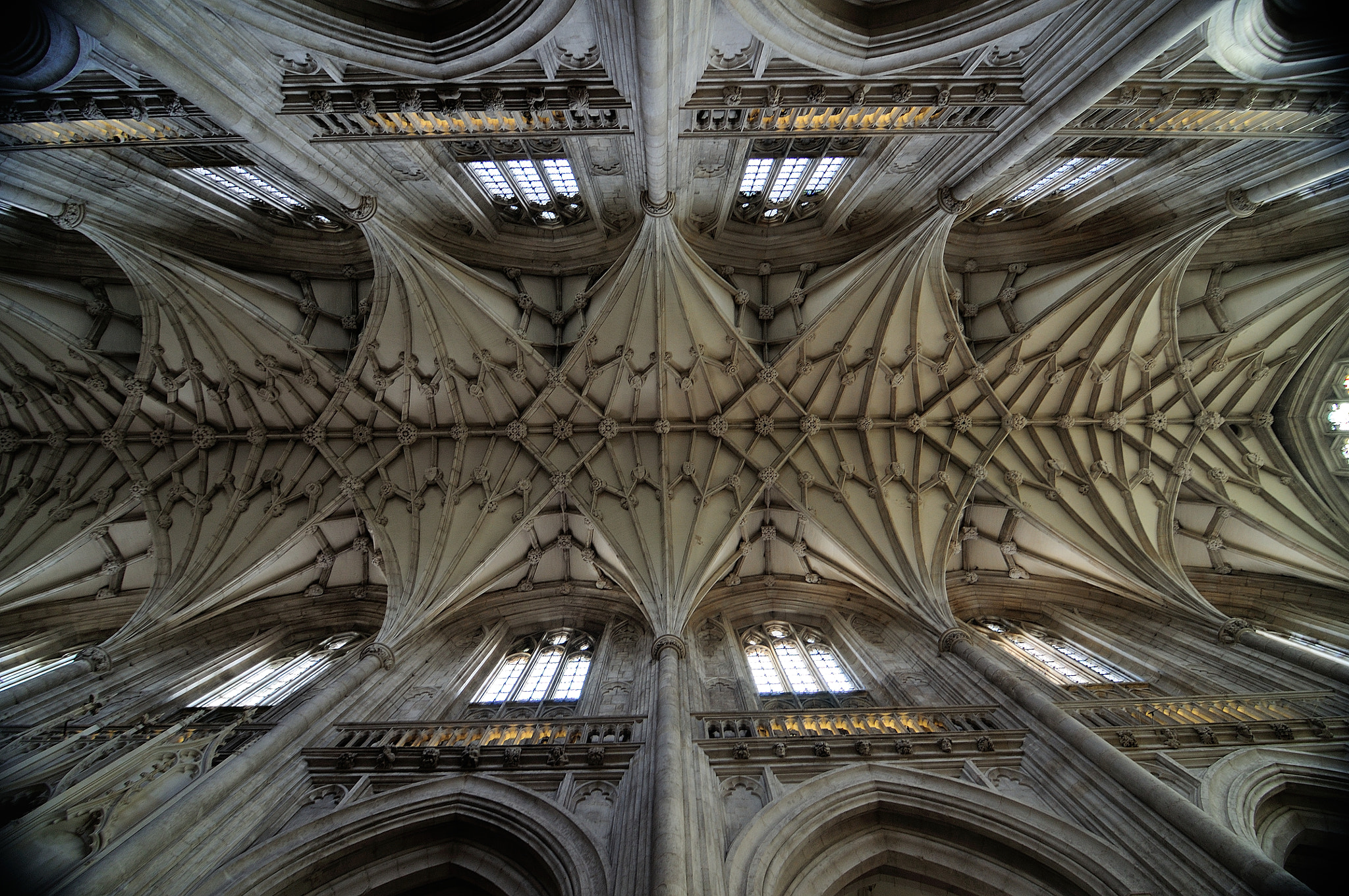 Nikon D90 + Tokina AT-X Pro 11-16mm F2.8 DX sample photo. Winchester cathedral photography