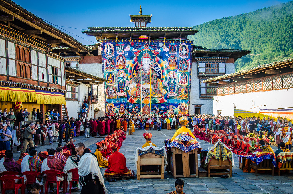 Tshechu Festival at Wangdue Phodrang Dzong in 2011 by Jan Abadschieff on 500px.com