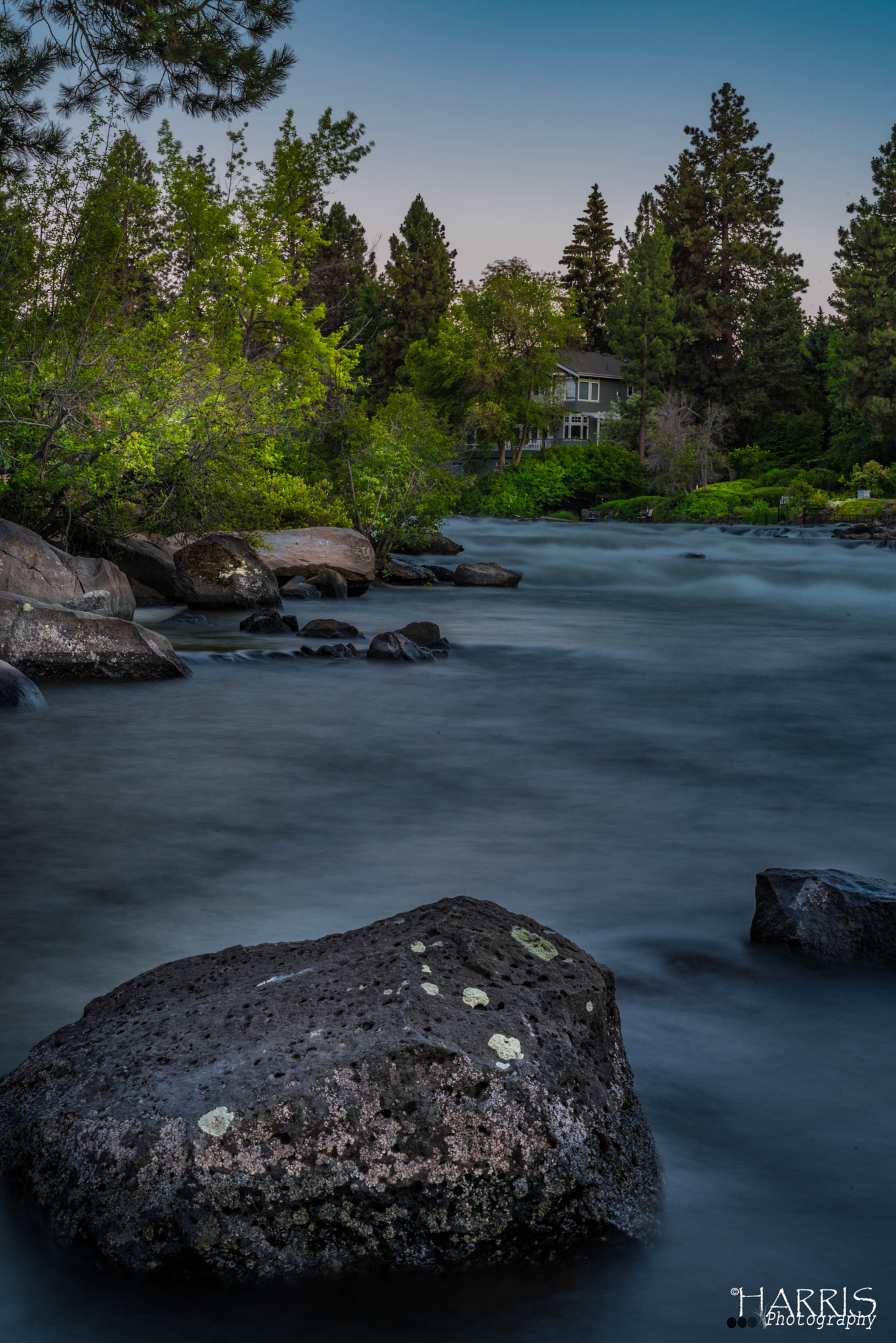 Nikon AF Micro-Nikkor 60mm F2.8D sample photo. Deschutes river photography