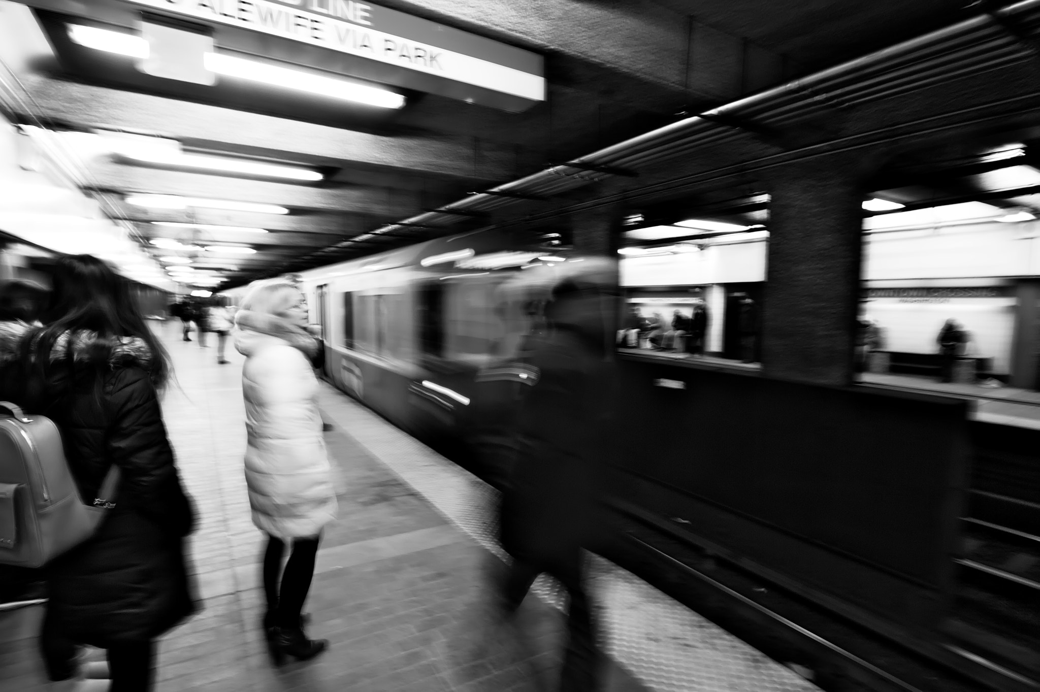 Canon EOS 1000D (EOS Digital Rebel XS / EOS Kiss F) sample photo. Boston subway  photography