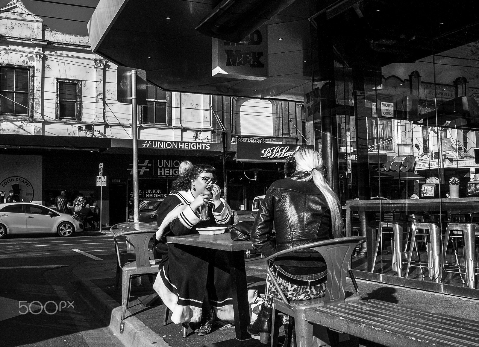 Panasonic DMC-LC1 sample photo. Lunch time photography
