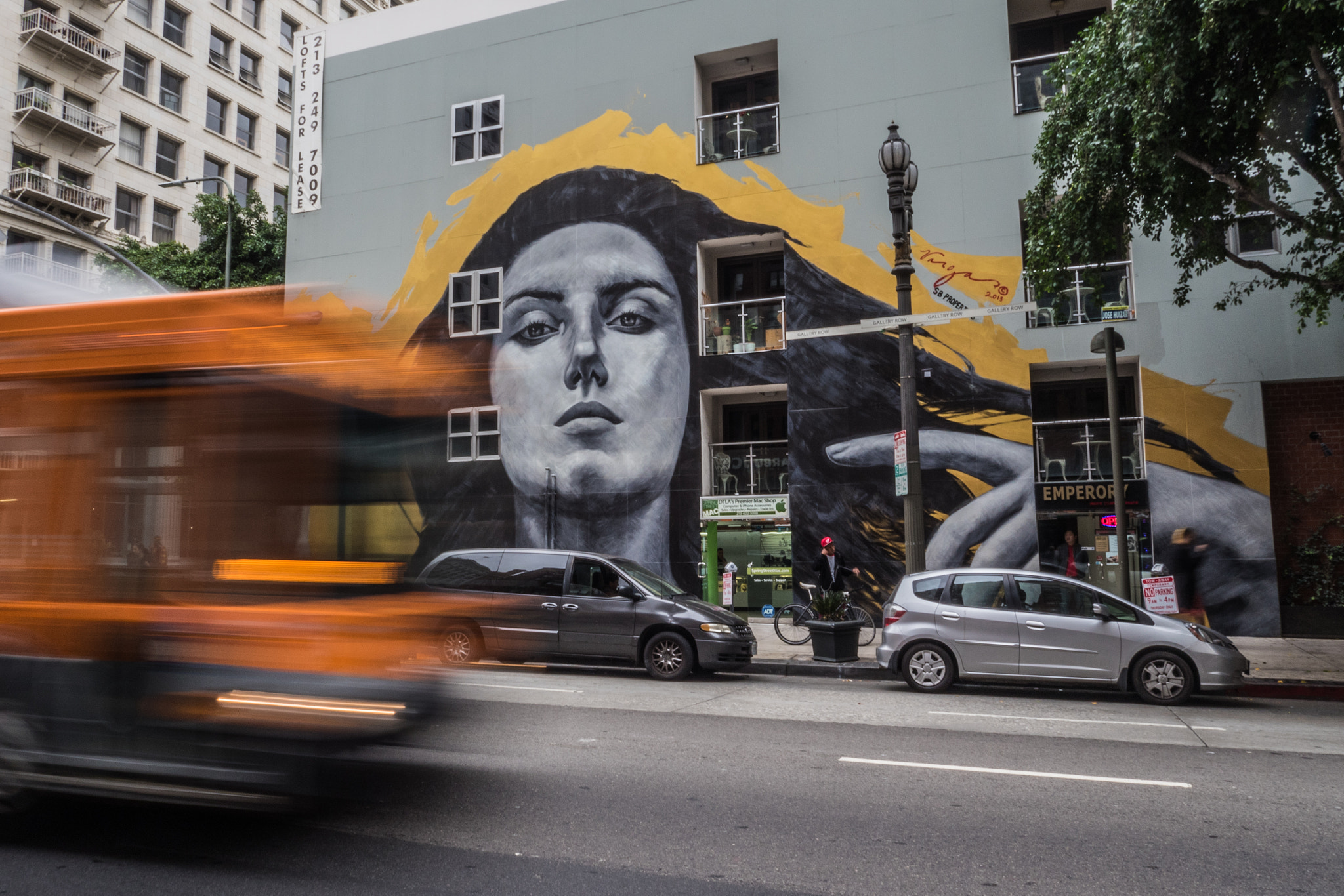 Olympus OM-D E-M5 II + OLYMPUS M.12mm F2.0 sample photo. Downtown l.a. mural photography