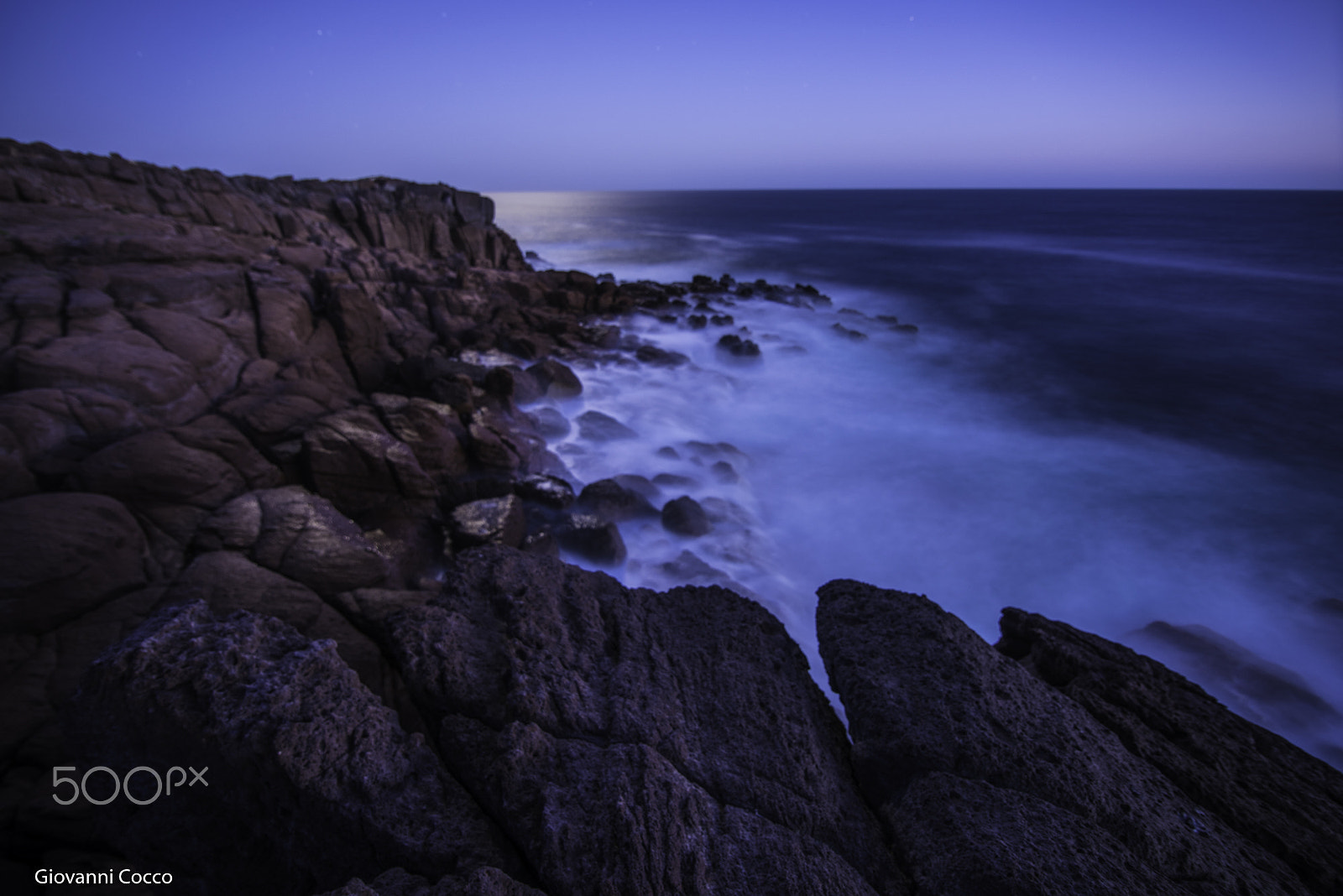 Nikon D810 + Tokina AT-X 17-35mm F4 Pro FX sample photo. Calasetta's cliff photography