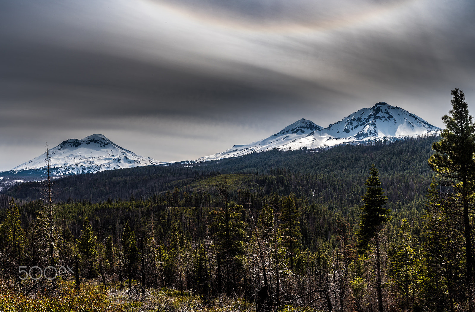 Nikon AF Micro-Nikkor 60mm F2.8D sample photo. 3 sisters mountains photography