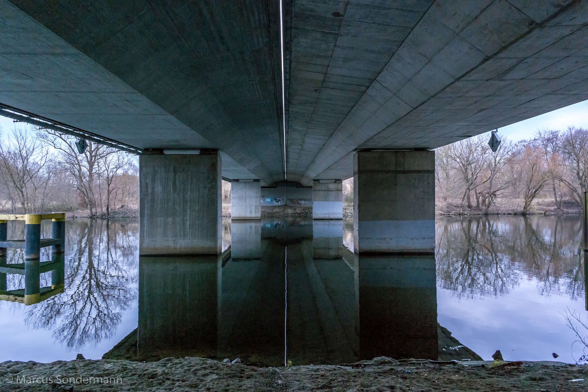 Samsung NX2000 + Samsung NX 16mm F2.4 Pancake sample photo. Havelbrücke photography