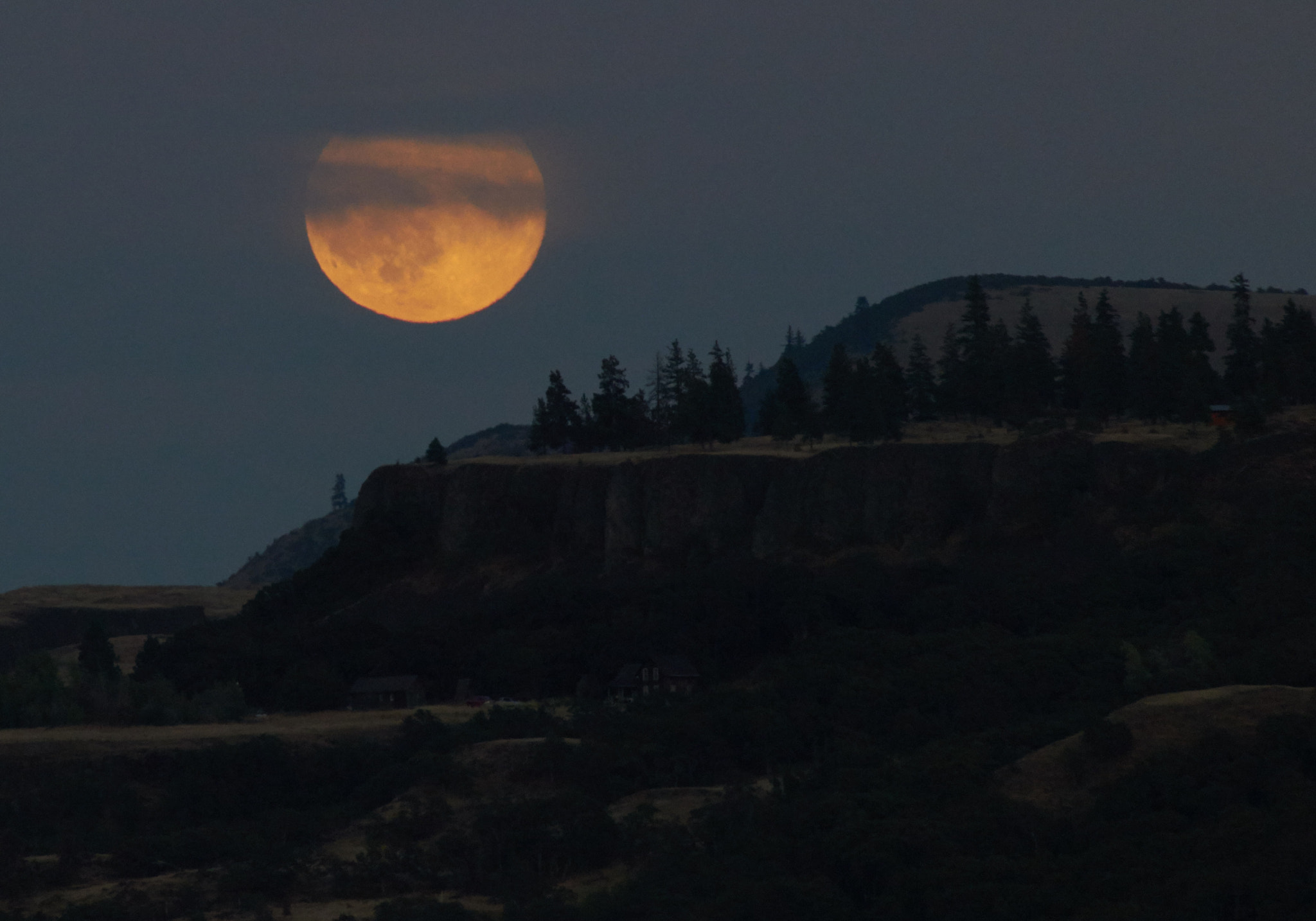 Sony DT 50mm F1.8 SAM sample photo. Moon photography