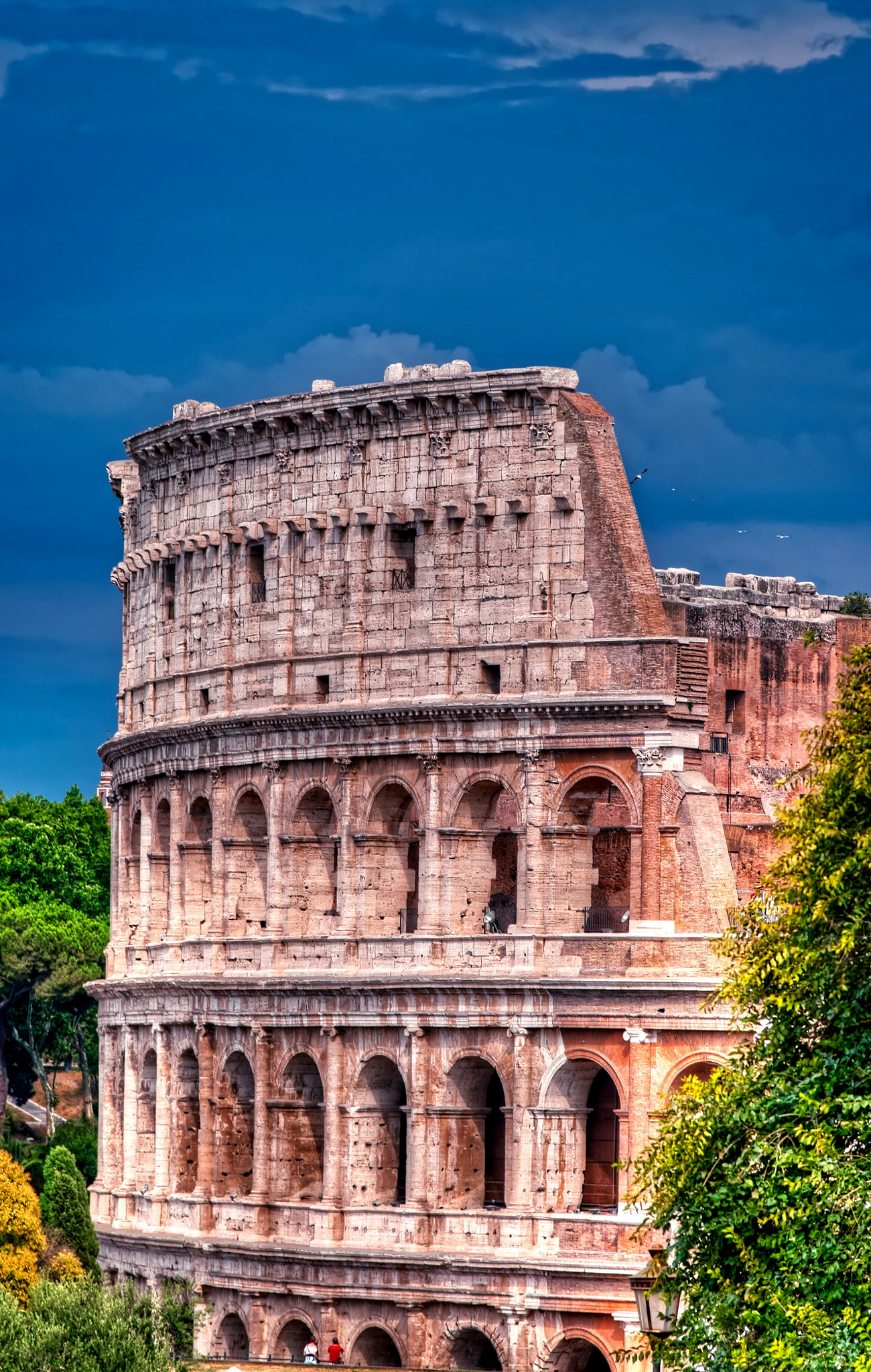 Nikon AF-S Nikkor 24-120mm F4G ED VR sample photo. The colosseum from afar photography