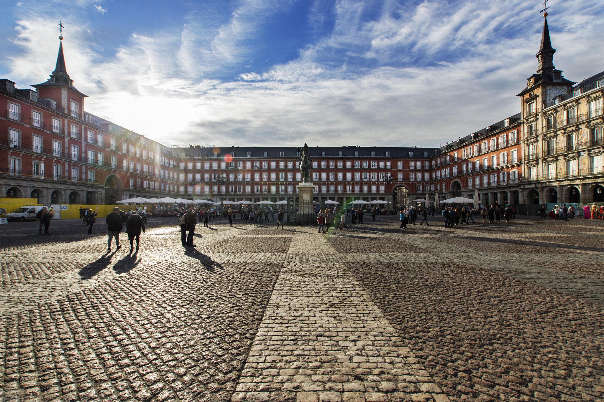 Sony SLT-A77 + Sony DT 11-18mm F4.5-5.6 sample photo. Madrid photography