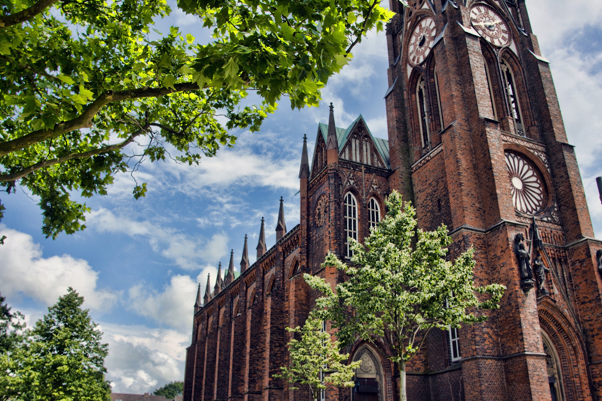 Canon EOS 50D + Tamron AF 19-35mm f/3.5-4.5 sample photo. Bremerhaven photography