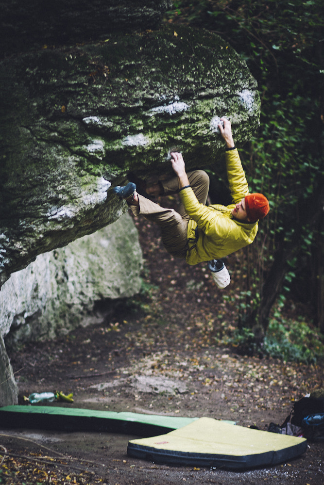 Canon EOS 40D + Canon EF 85mm F1.8 USM sample photo. Bouldering photography