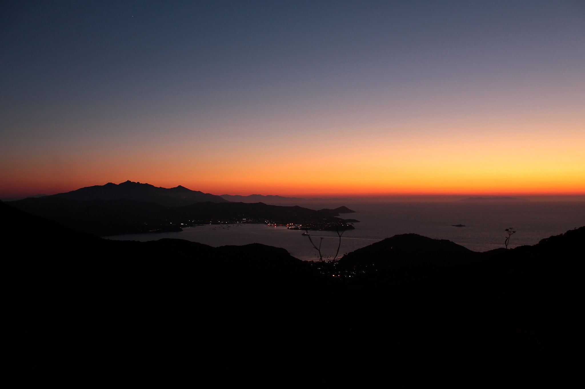 Canon EF-S 18-55mm F3.5-5.6 IS II sample photo. Volterraio photography