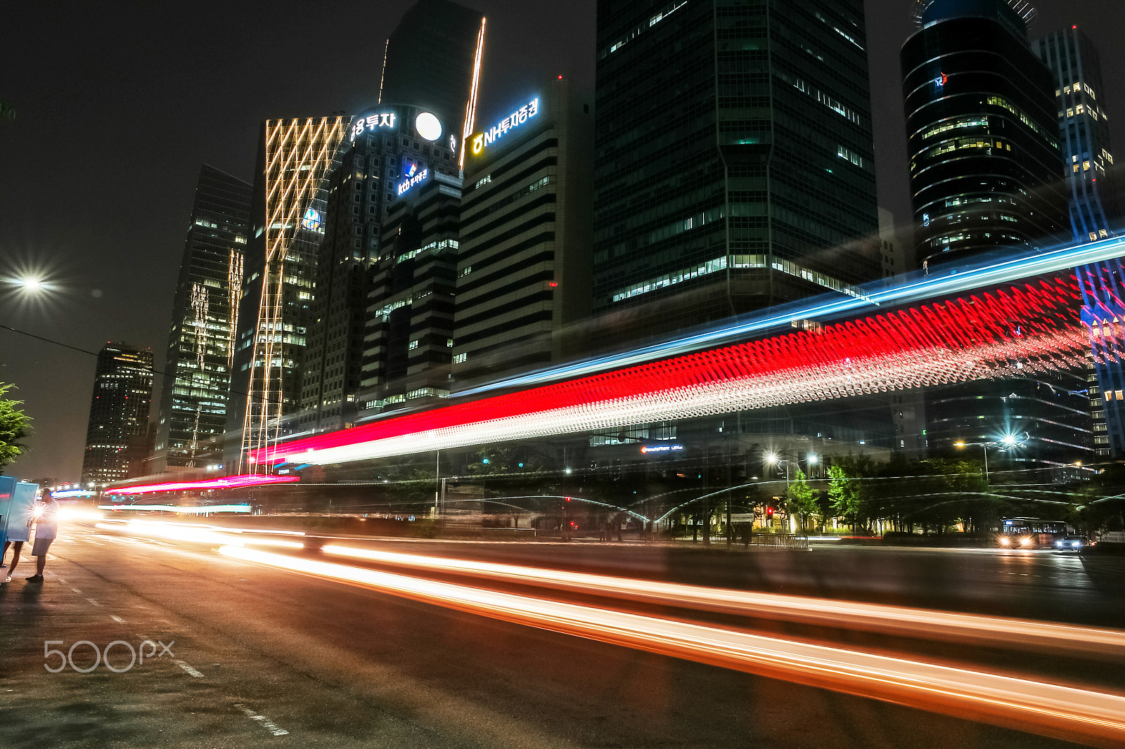 Saumsun NX 16-50mm F2-2.8 S ED OIS sample photo. Yeouido night view photography