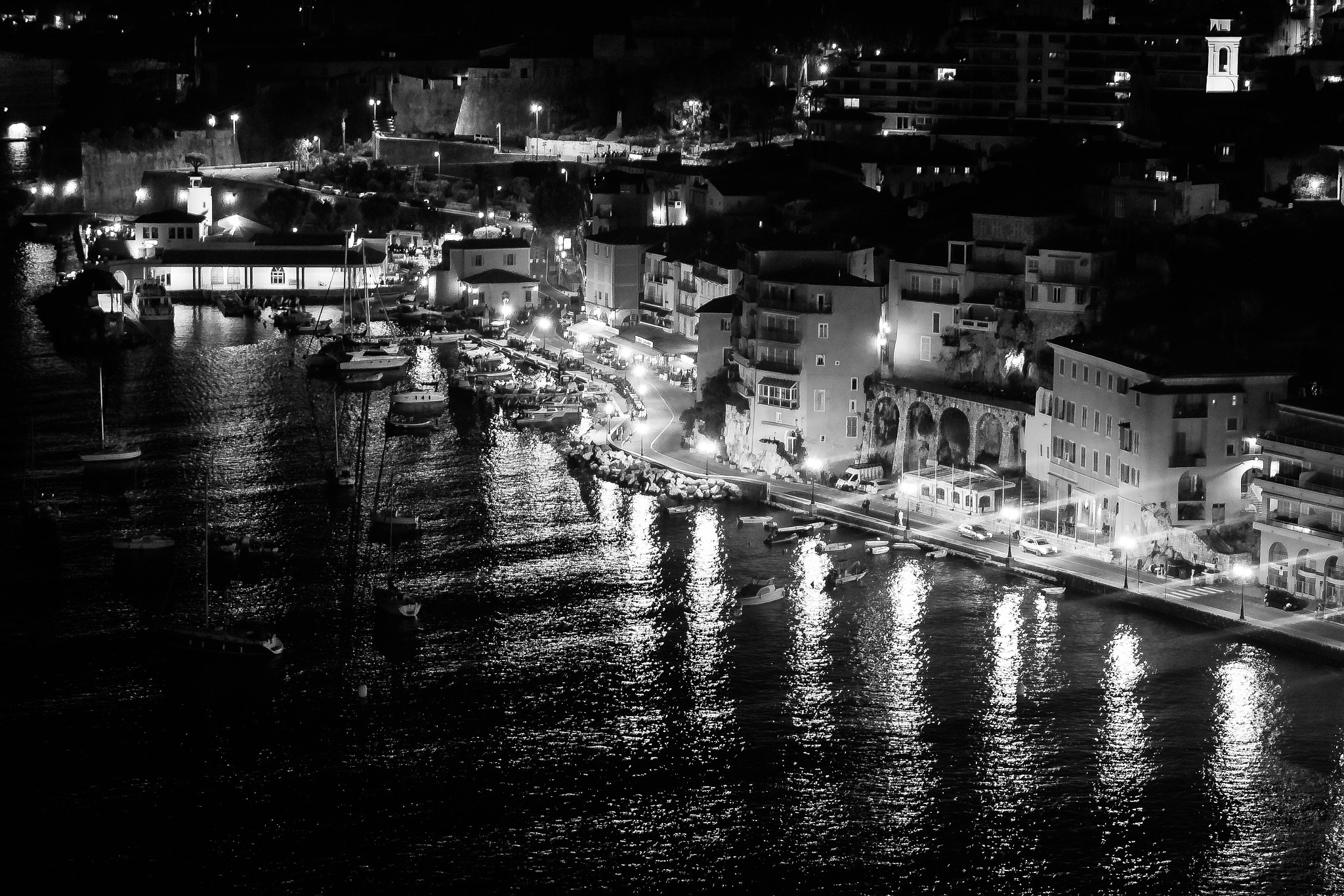 Canon EF-S 60mm F2.8 Macro USM sample photo. The french riviera at night photography