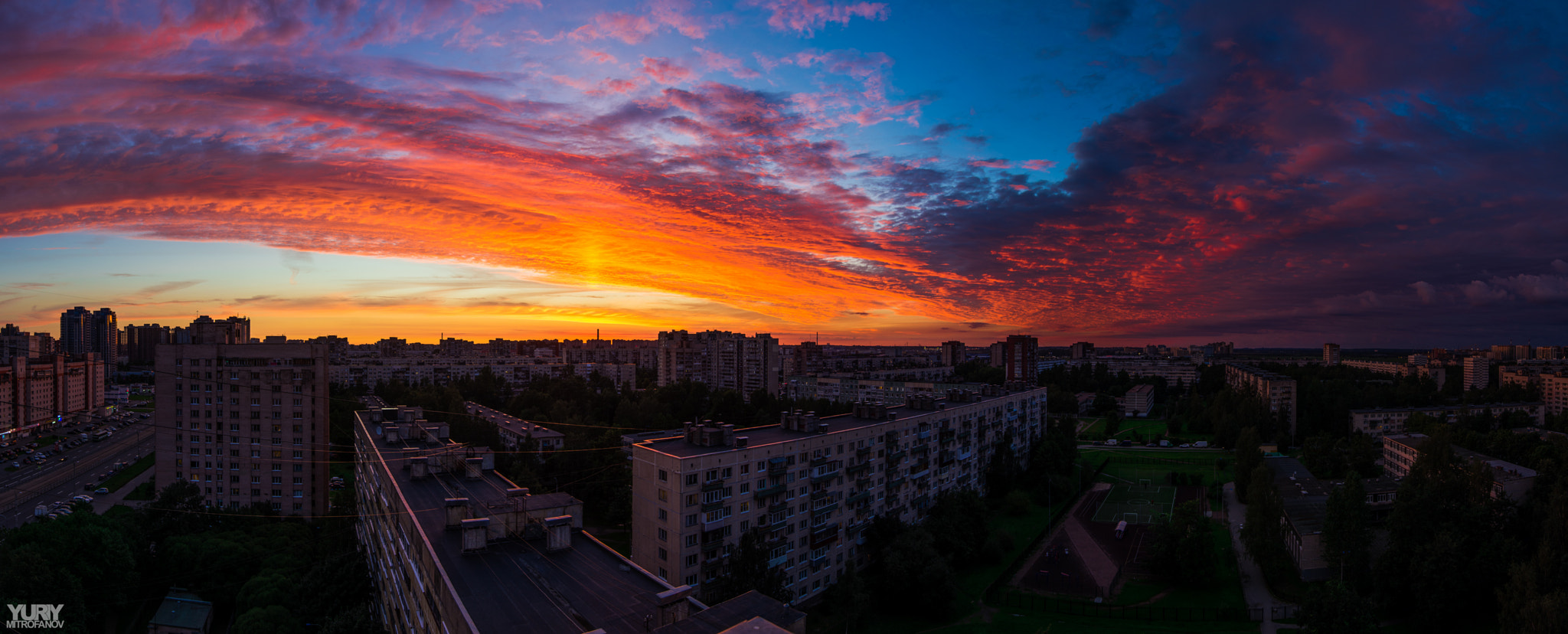 Nikon AF-S Nikkor 18-35mm F3.5-4.5G ED sample photo. Cold summer sunset photography