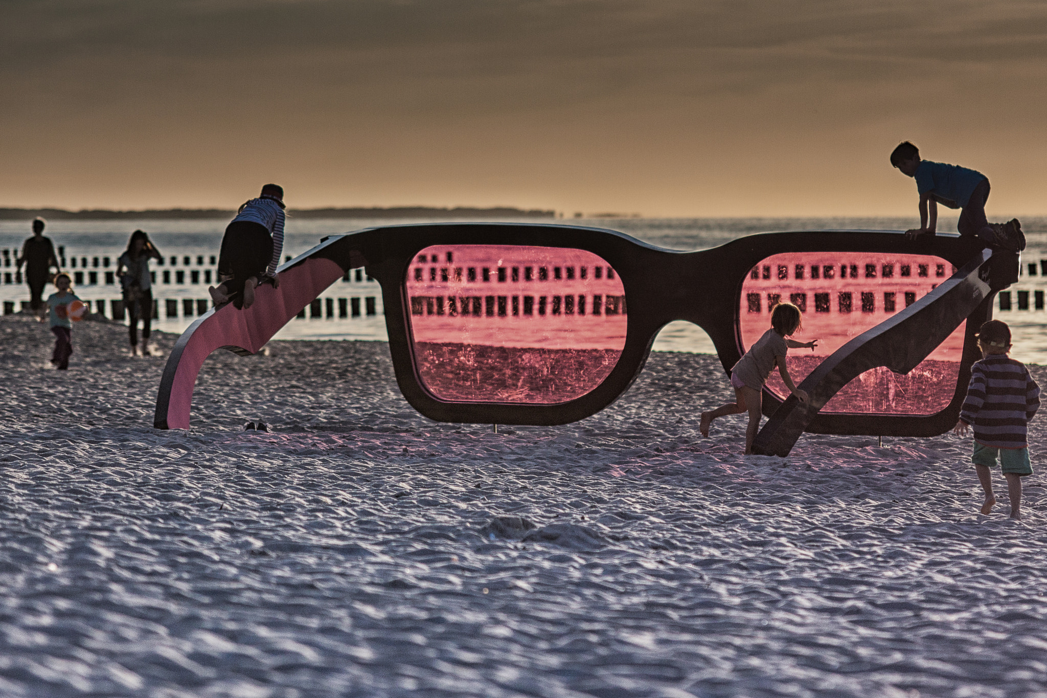 Sigma 70-200mm F2.8 EX DG OS HSM sample photo. Rosa brille photography