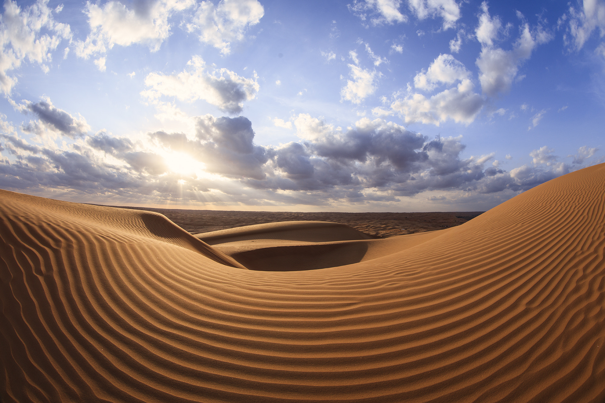 Canon EF 8-15mm F4L Fisheye USM sample photo. Light in the sand photography