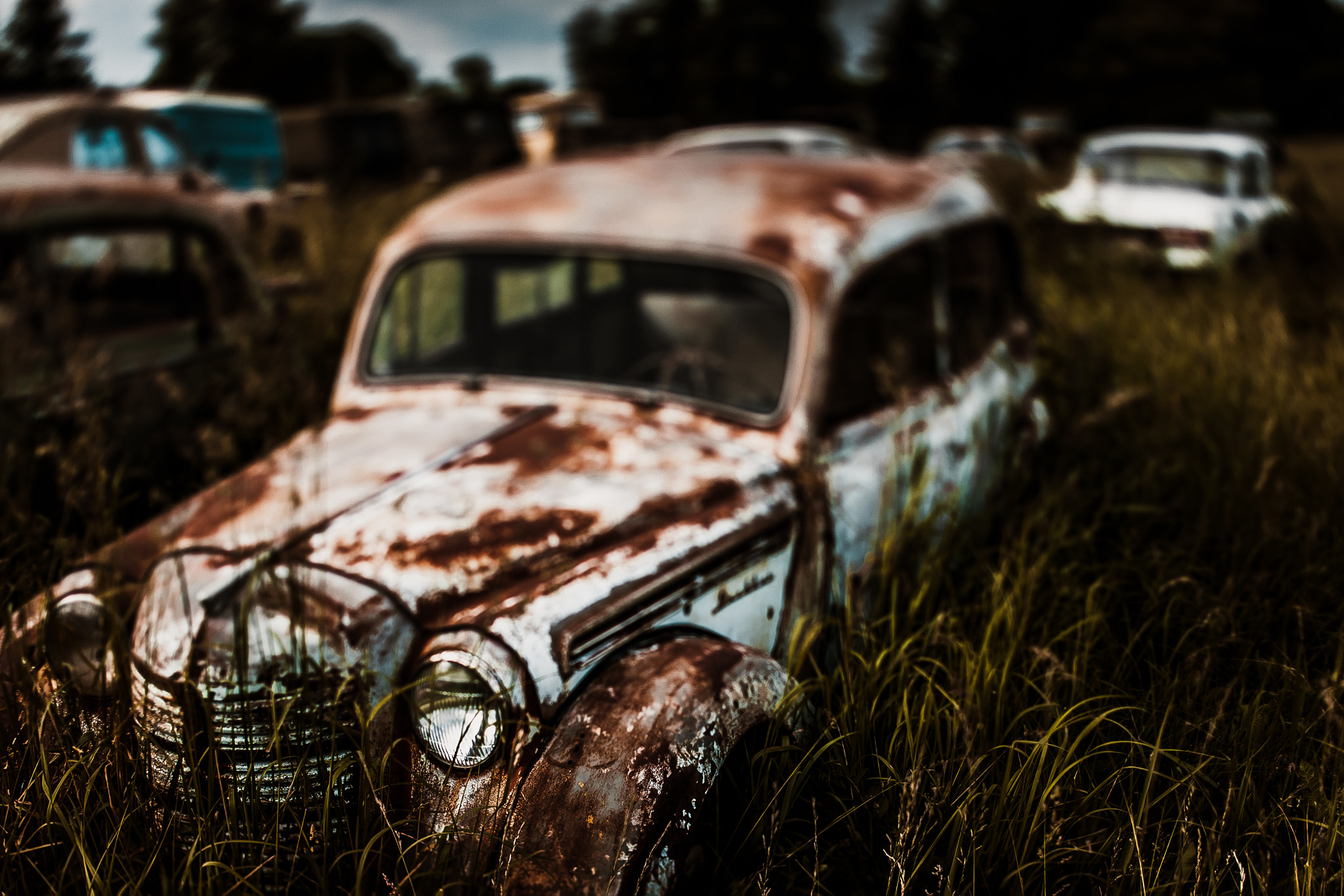 Canon EOS 5D + Canon TS-E 45mm F2.8 Tilt-Shift sample photo. Old russian car photography