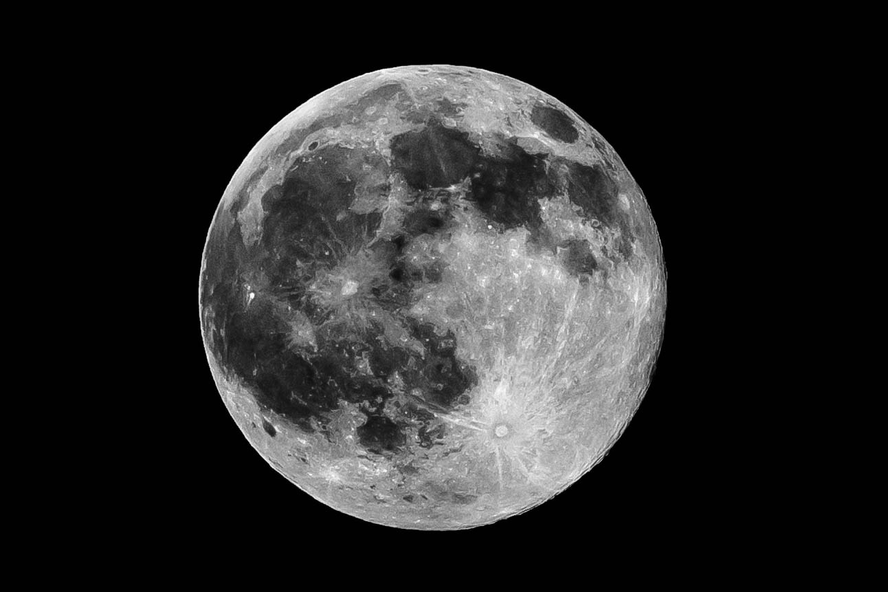 Sony a6300 sample photo. July full moon ("full buck") photography