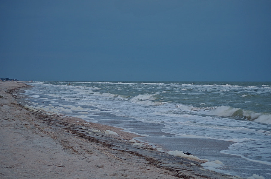 Pentax smc DA 50-200mm F4-5.6 ED WR sample photo. Sea of azov photography