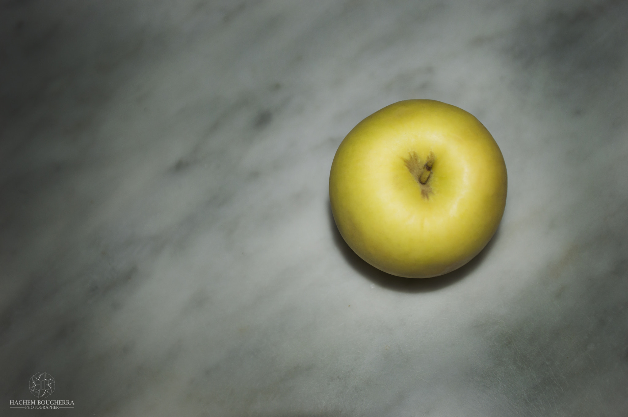 Sigma 18-50mm F2.8-4.5 DC OS HSM sample photo. Apple photography