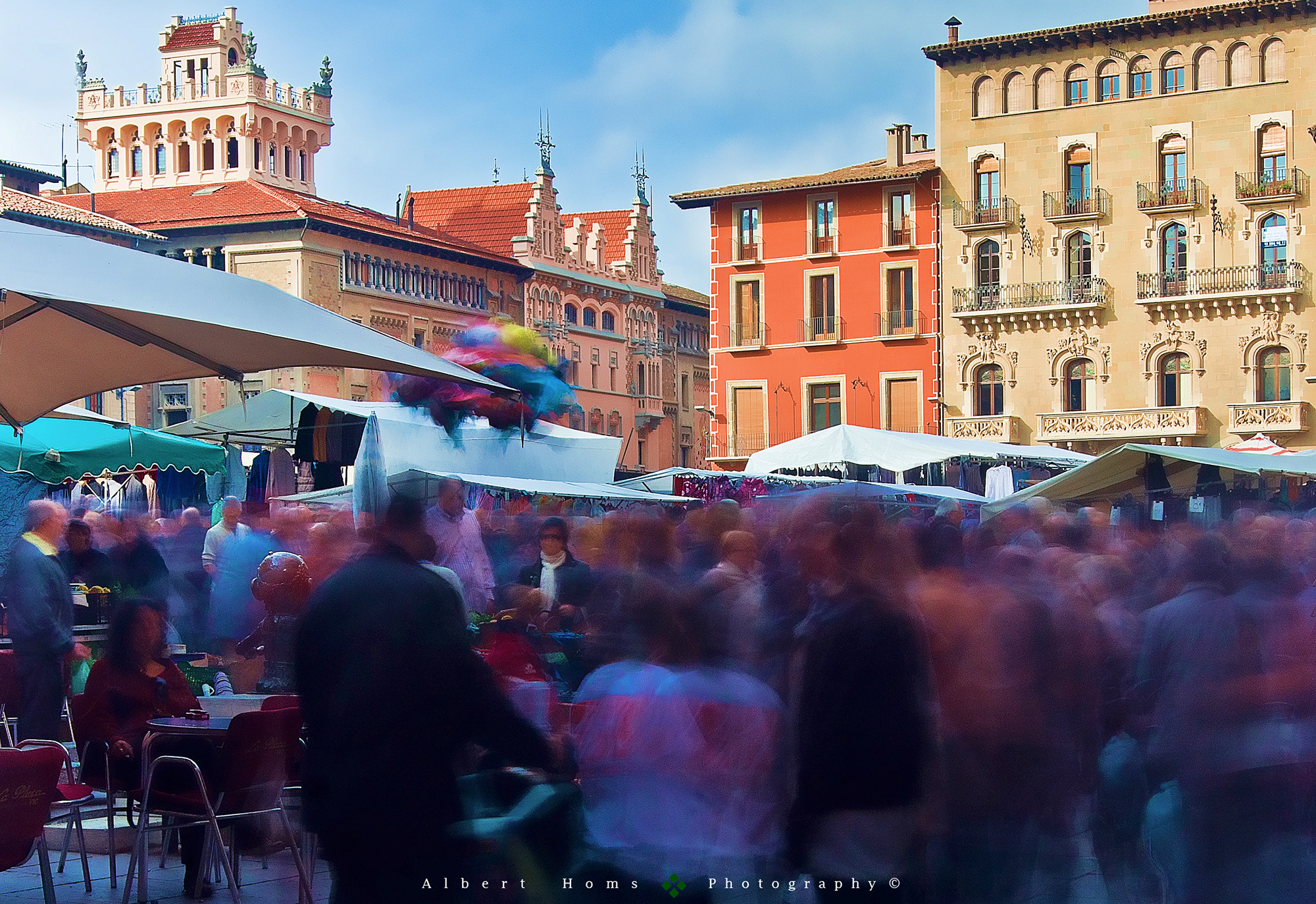 Sony Alpha DSLR-A550 + Sony DT 18-55mm F3.5-5.6 SAM sample photo. ...movement in the market!? photography