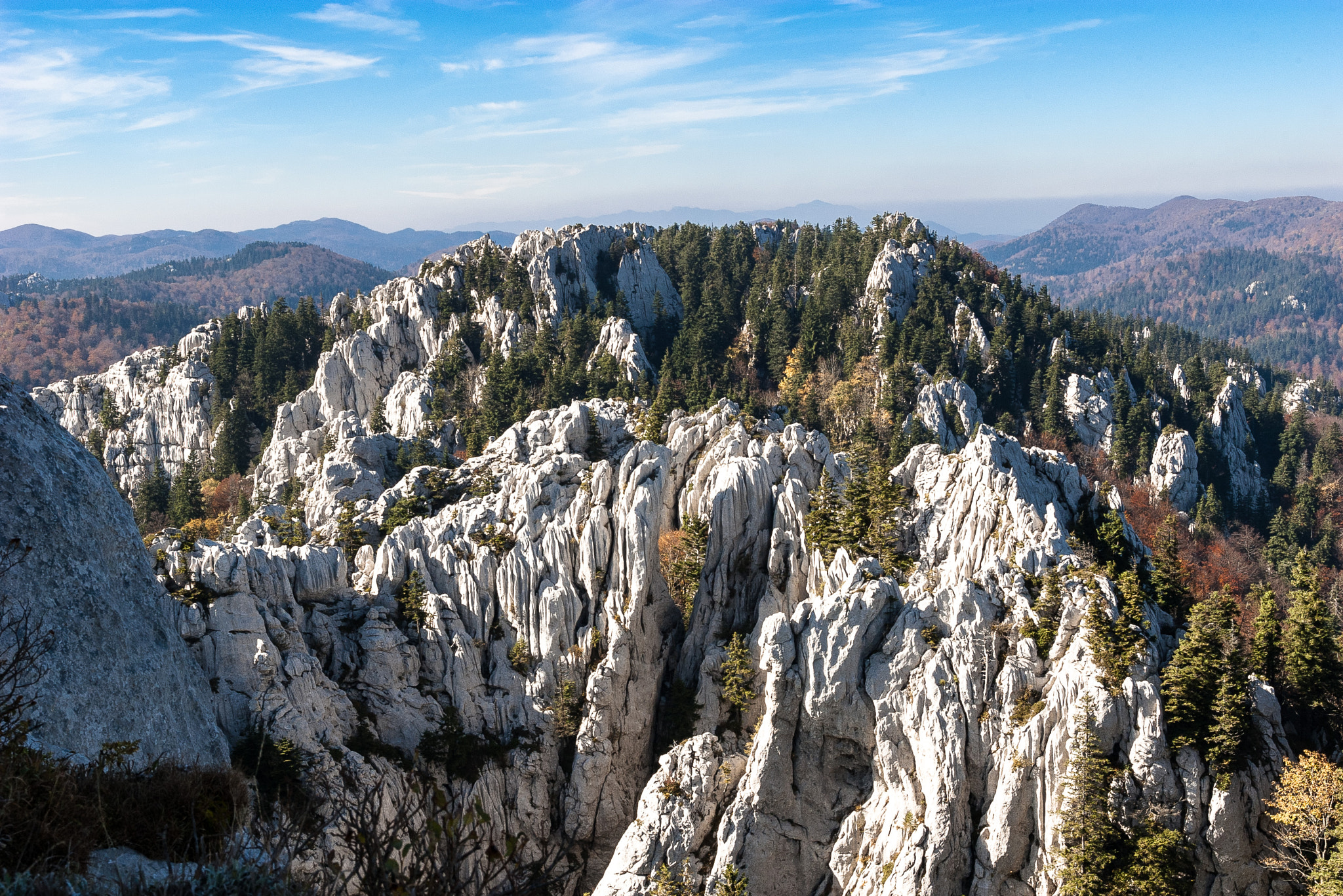 Pentax K100D sample photo. White rocks photography