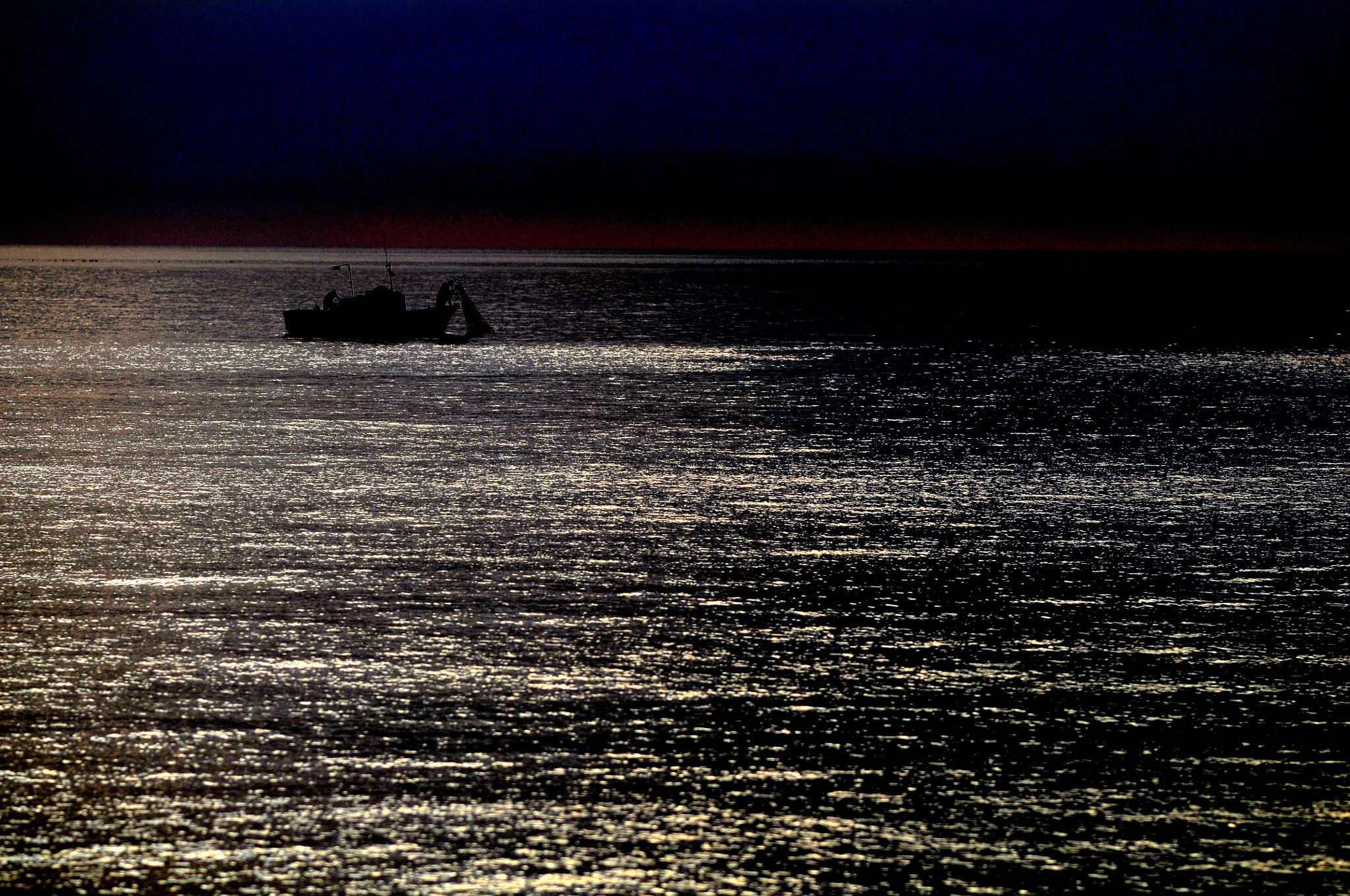 AF Nikkor 180mm f/2.8 IF-ED sample photo. Fishermen ii photography