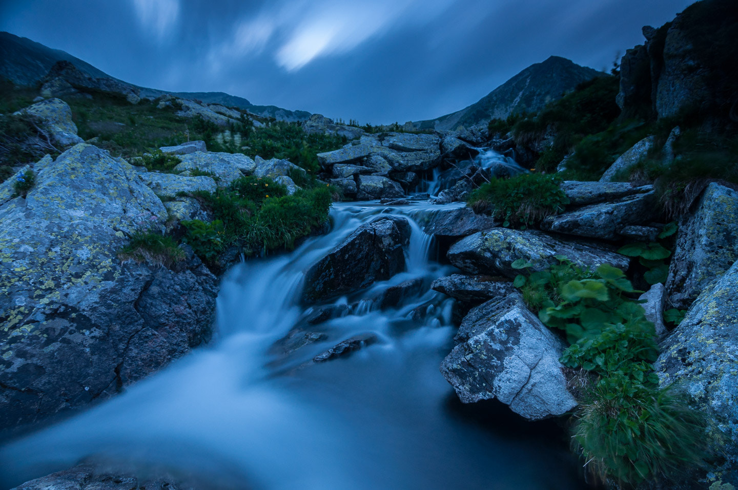 Tokina AT-X Pro 11-16mm F2.8 DX sample photo. Evening stream photography