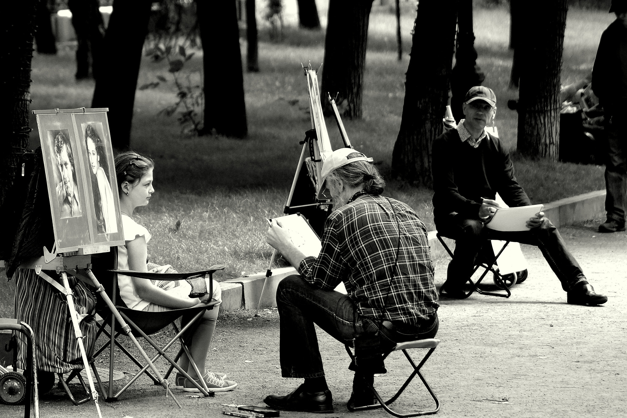 Tamron SP 70-300mm F4-5.6 Di USD sample photo. Street artists photography