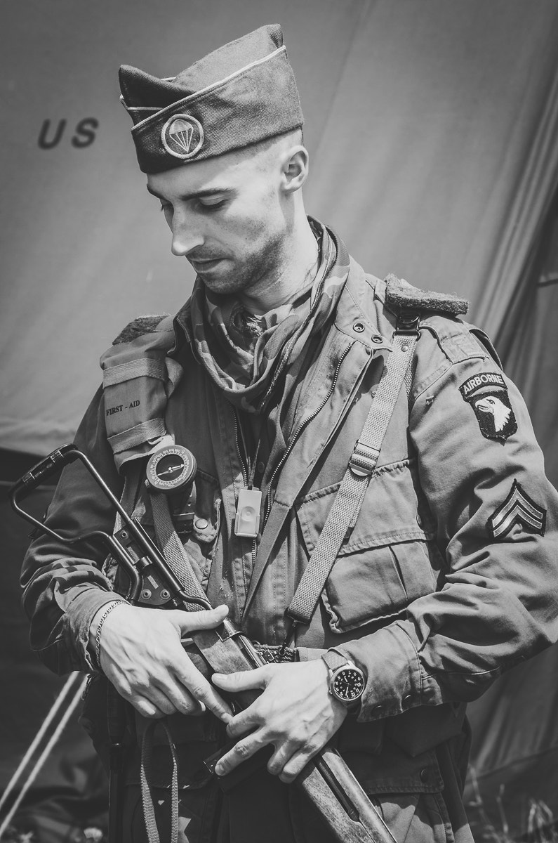 Pentax smc DA* 60-250mm F4.0 ED (IF) SDM sample photo. Wwii soldiers #1 photography