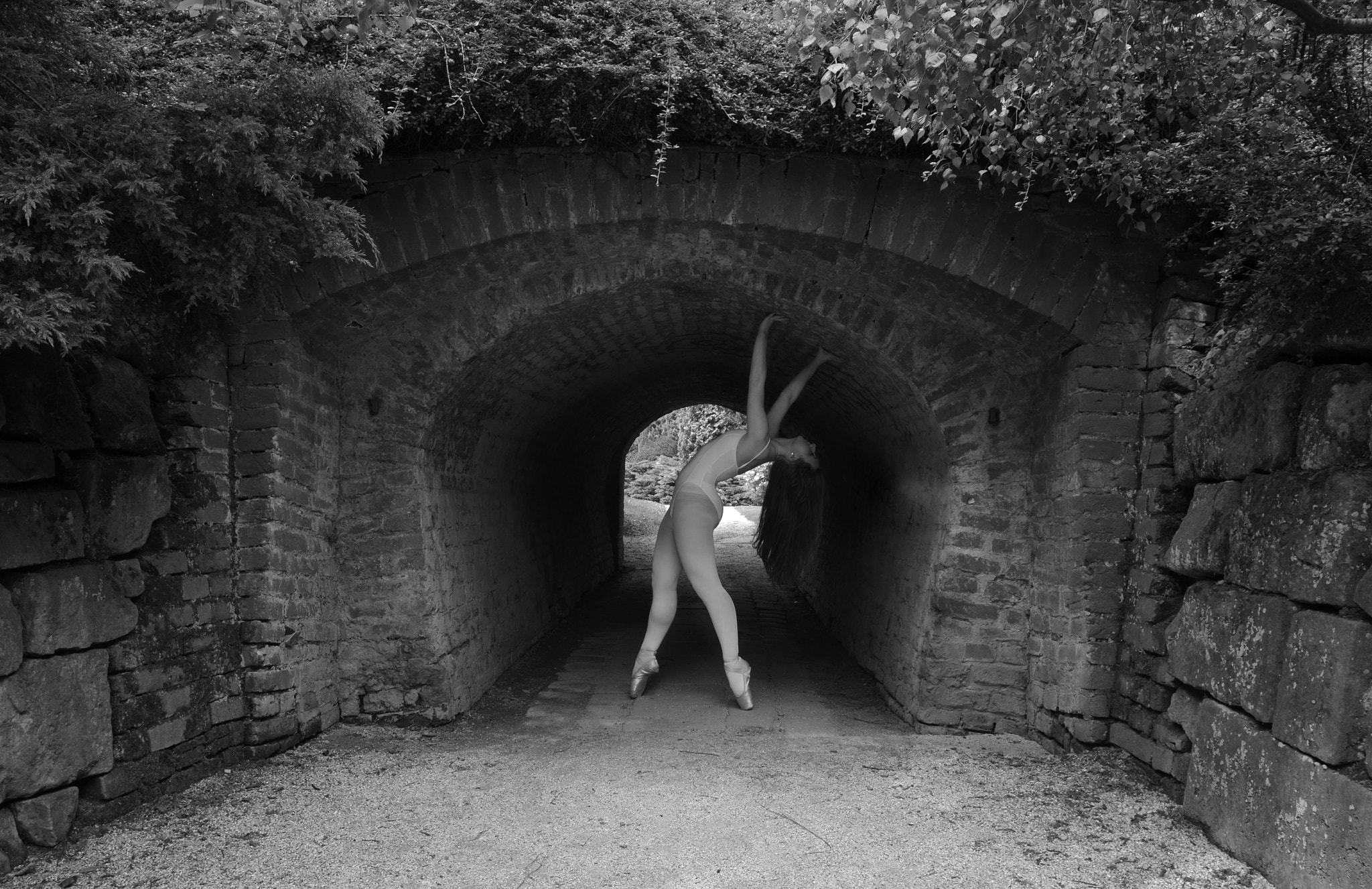 Sigma 17-35mm F2.8-4 EX DG  Aspherical HSM sample photo. Underpass photography