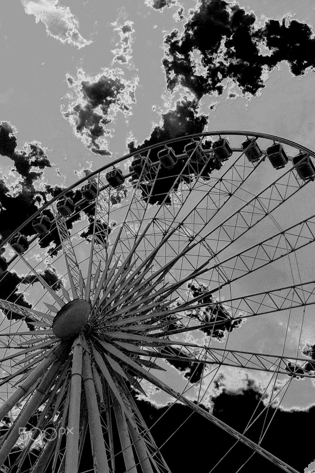 Canon EF 24-70mm F4L IS USM sample photo. Mapper les nuages photography