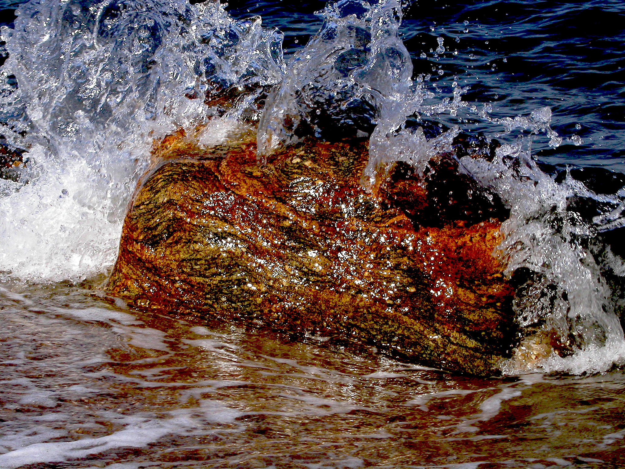 Nikon E4500 sample photo. Boulder splash photography