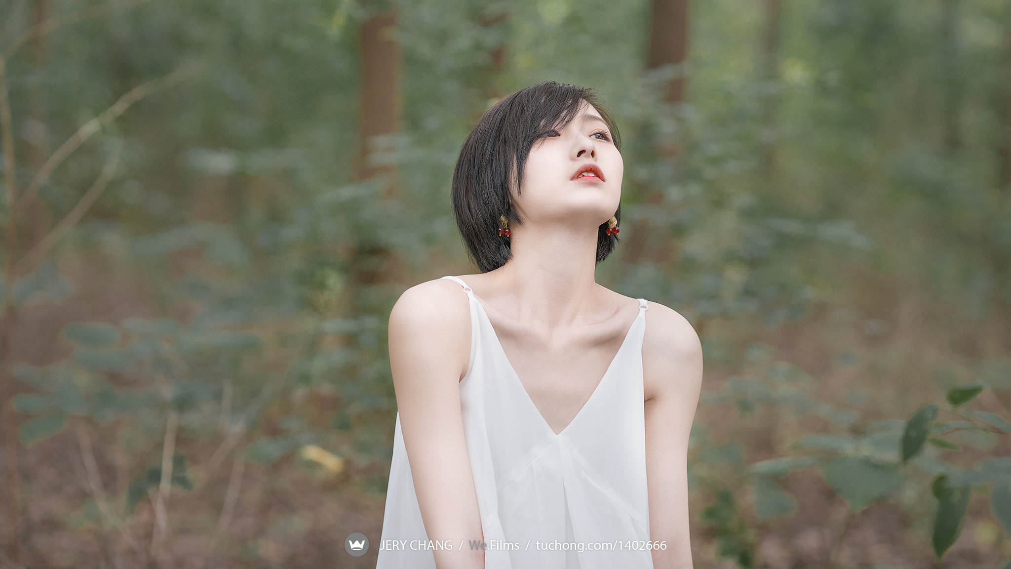 Canon EF 85mm F1.2L II USM sample photo. Summer girl photography