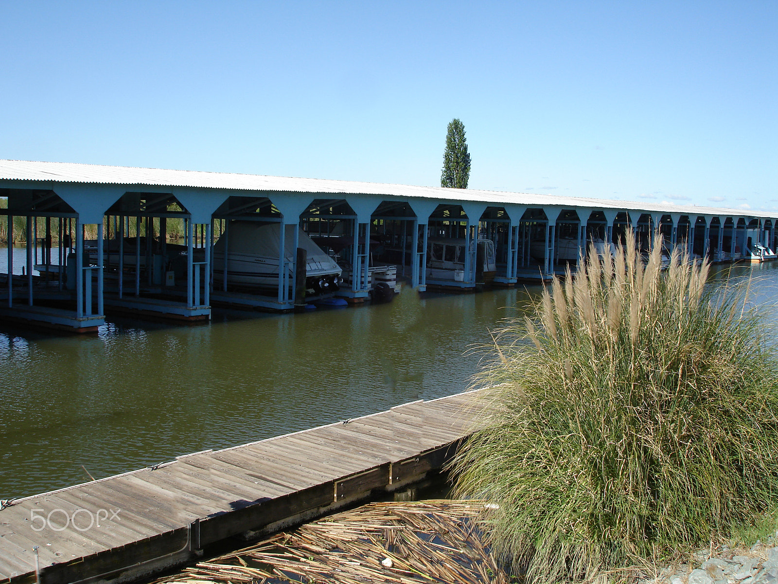 Sony DSC-W7 sample photo. Boat dock photography
